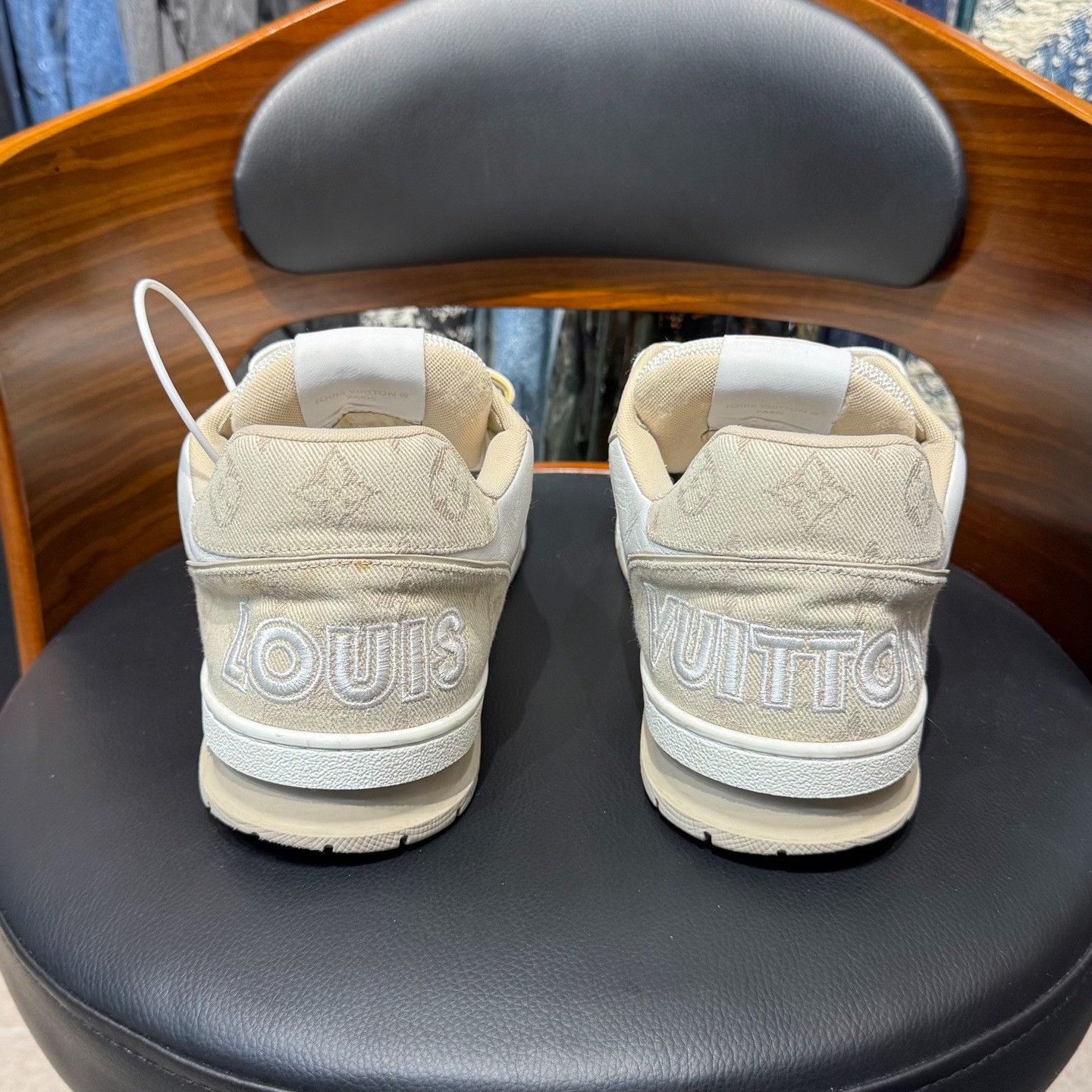 Louis Vuitton Louis Vuitton Training Beige Lowtop Sneakers 44 Men Size US 10.5 / EU 43-44 - 3 Thumbnail