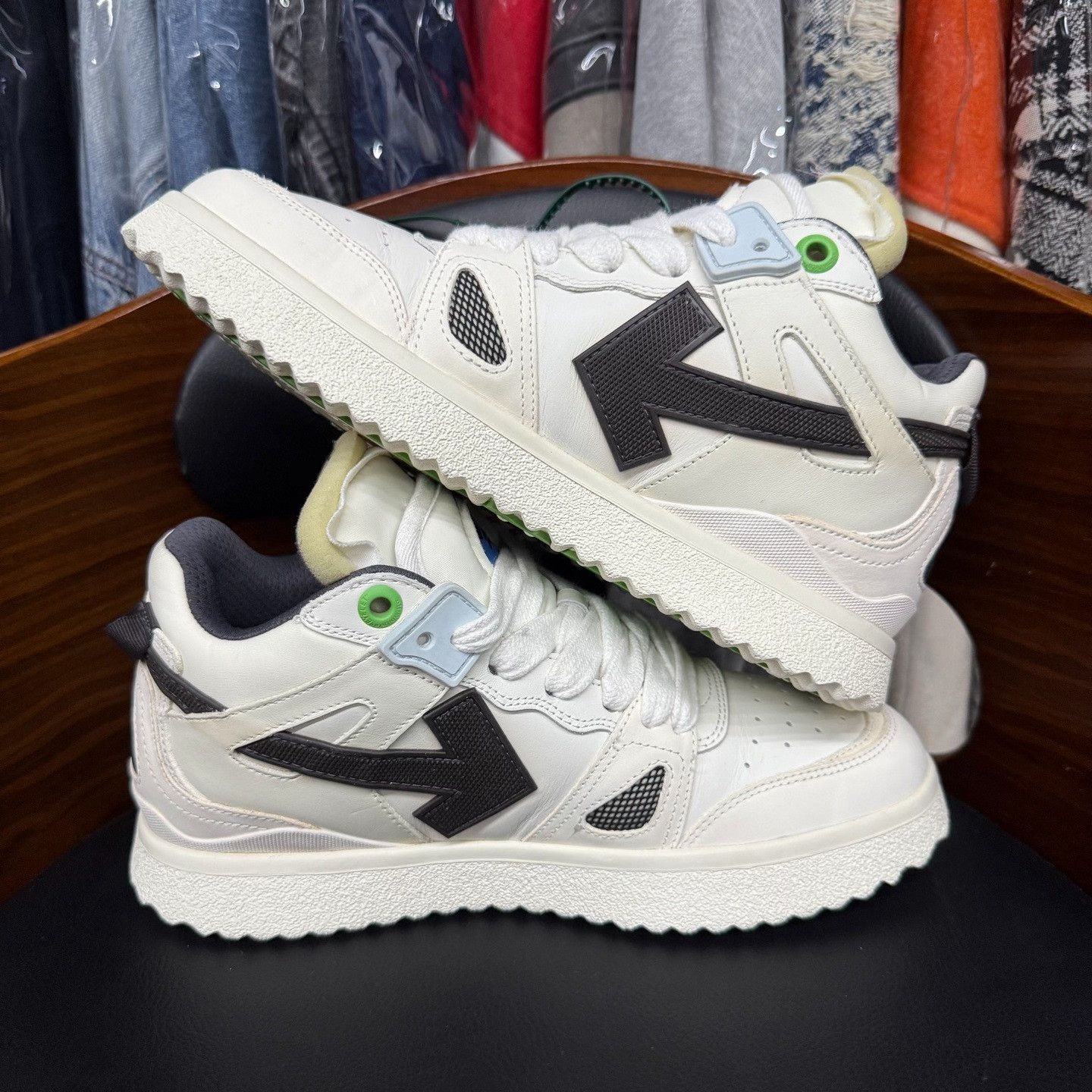 Off-White Off-White White Lowtop Sneakers 7.5 Men Size US 7.5 / EU 40-41 - 7 Thumbnail