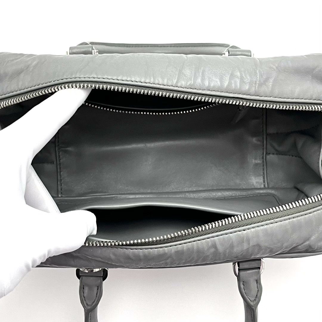 Prada Pre-loved Bag Very good condition Size ONE SIZE - 6 Thumbnail