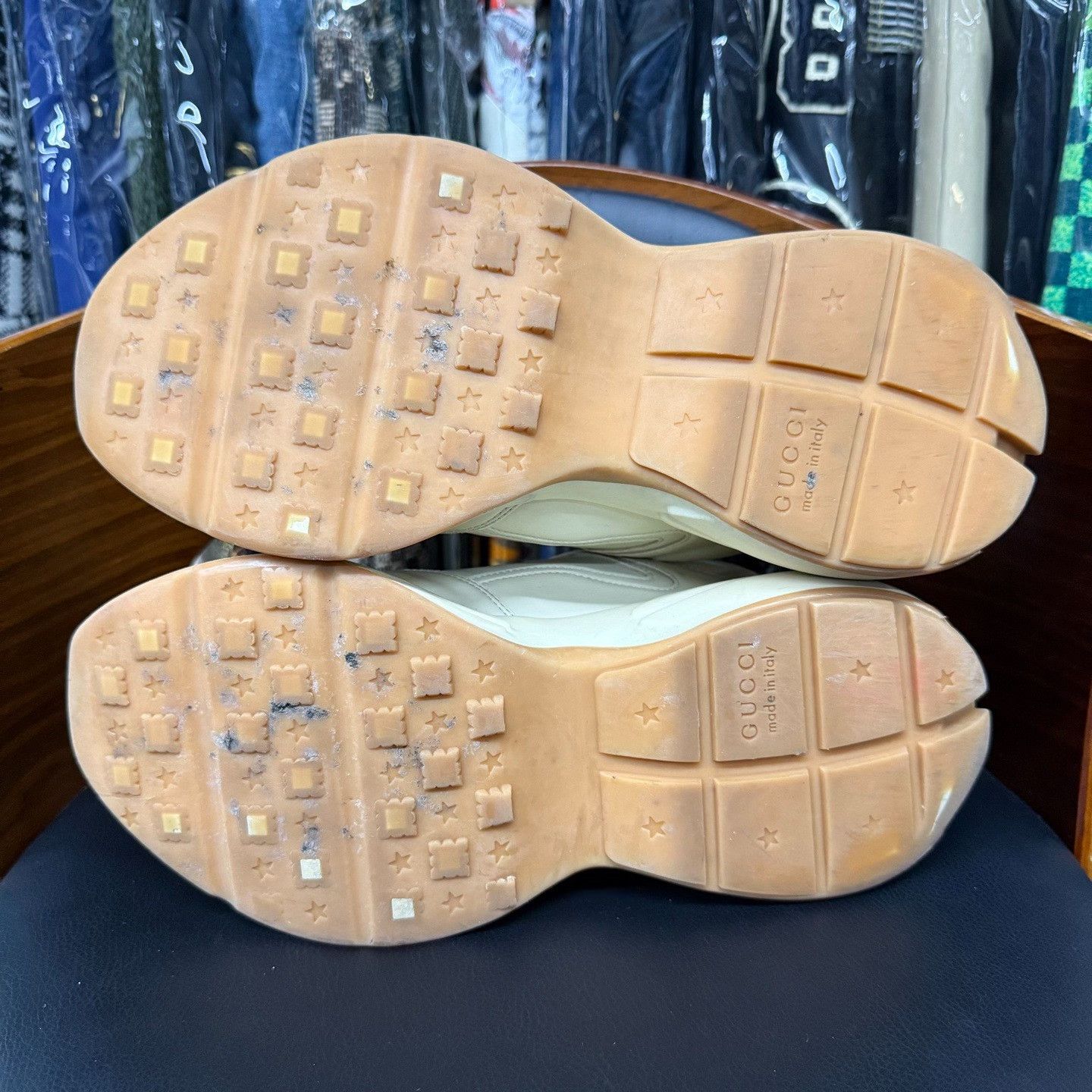Gucci Gucci White Lowtop Sneakers 9.5 Men Size US 9.5 / EU 42-43 - 8 Thumbnail