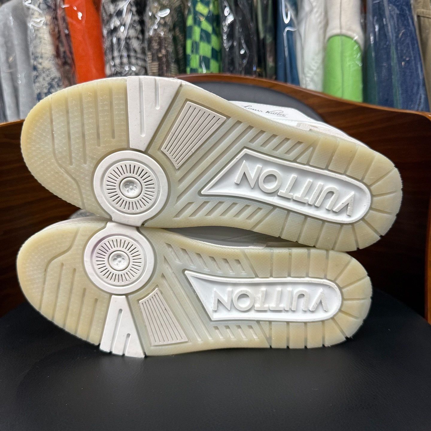 Louis Vuitton Louis Vuitton Training White Lowtop Sneakers us_6-5 Women Size US 6.5 / IT 36.5 - 8 Thumbnail