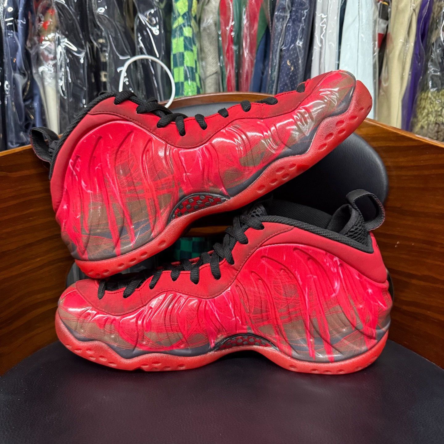 Nike Nike Red Lowtop Sneakers 9 Men Size US 9 / EU 42 - 7 Thumbnail