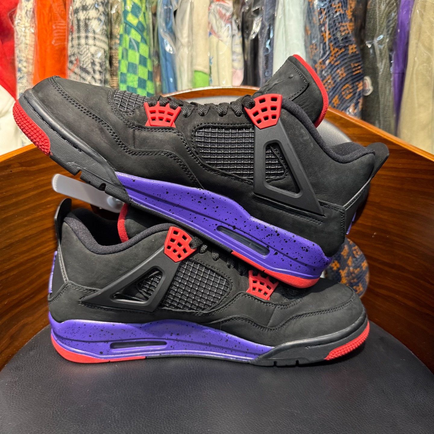 Nike Nike AJ4 Lowtop Sneakers 11 Men Size US 11 / EU 44 - 7 Thumbnail