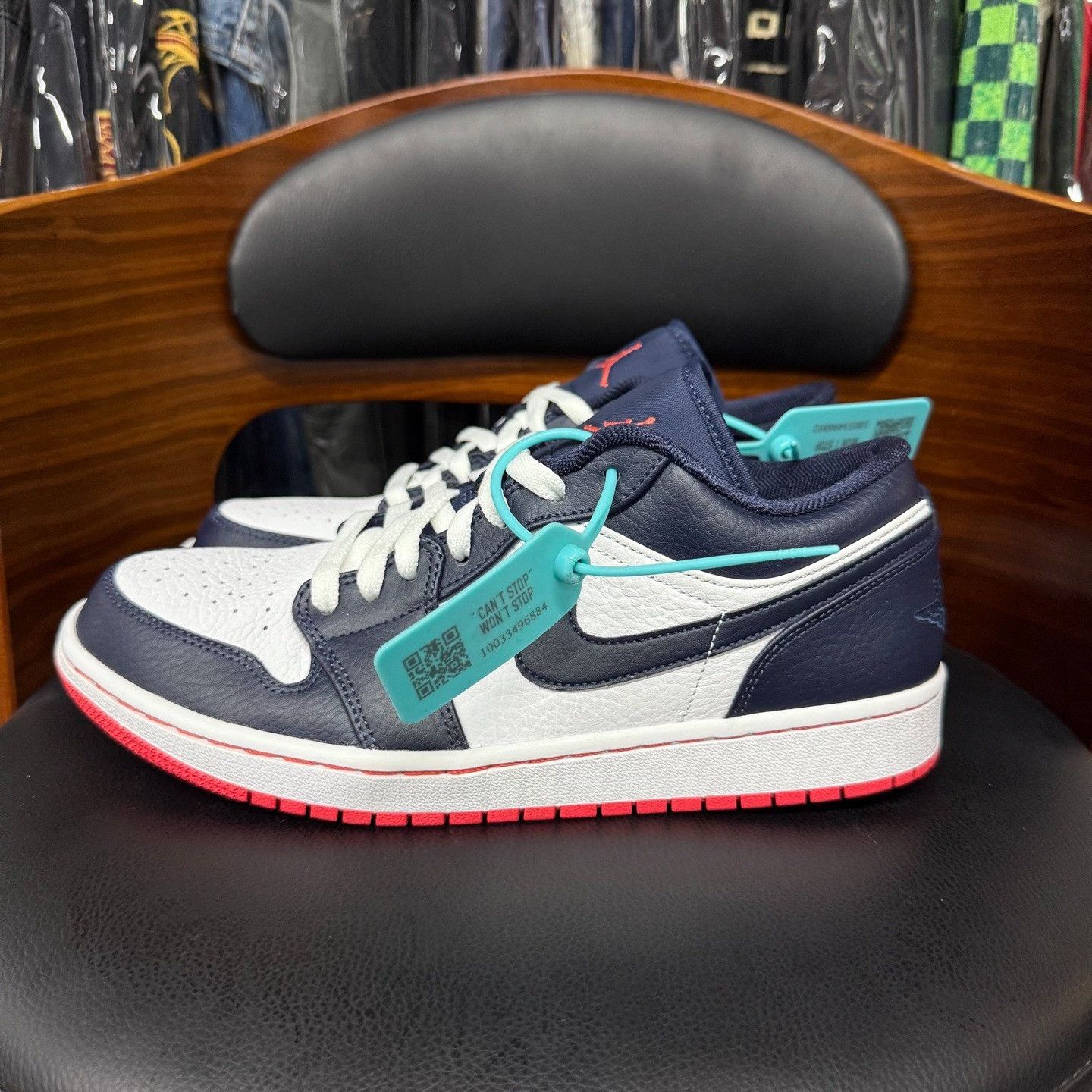 Nike Nike AJ1 Blue Lowtop Sneakers 9.5 Men Size US 9.5 / EU 42-43 - 6 Thumbnail