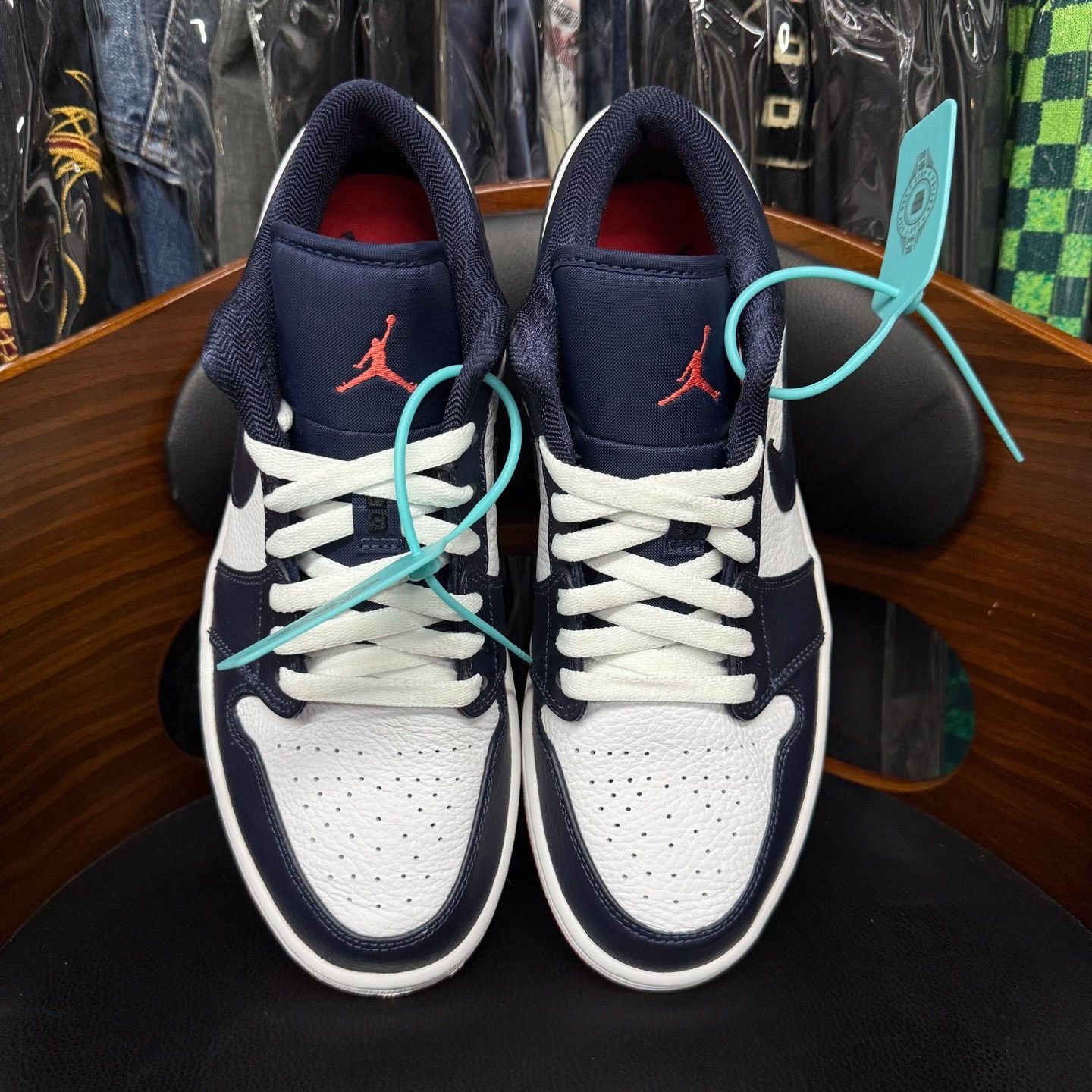 Nike Nike AJ1 Blue Lowtop Sneakers 9.5 Men Size US 9.5 / EU 42-43 - 5 Thumbnail