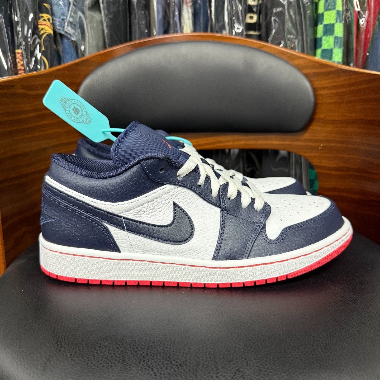 Nike Nike AJ1 Blue Lowtop Sneakers 9.5 Men Size US 9.5 / EU 42-43 - 4 Thumbnail