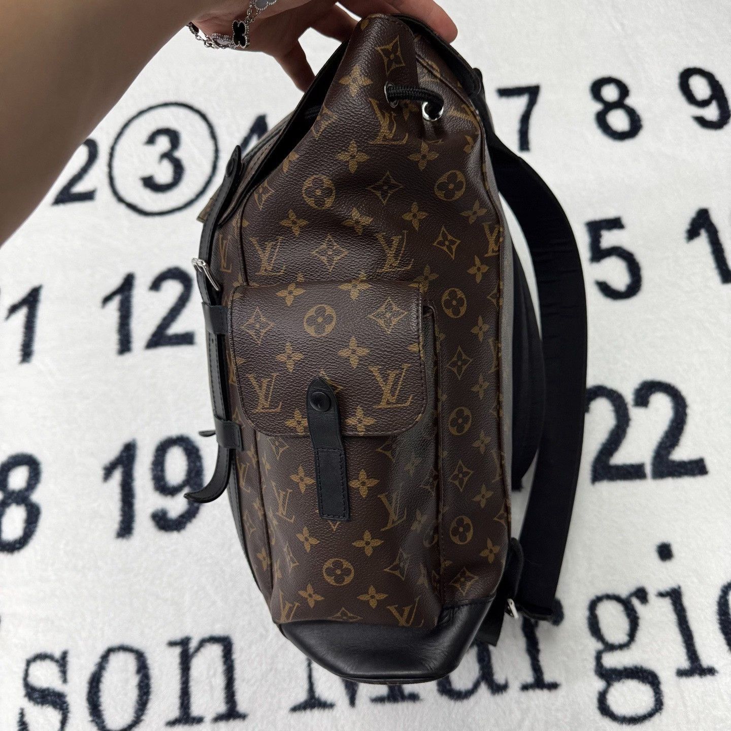 Louis Vuitton Louis Vuitton Backpack XL Women Size ONE SIZE - 4 Thumbnail