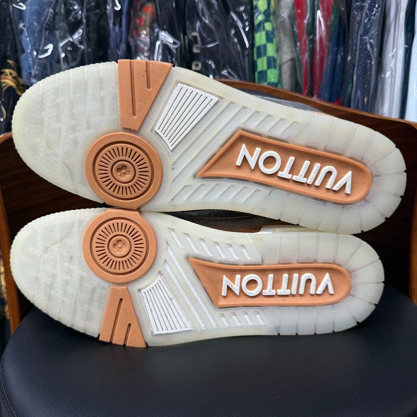 Louis Vuitton Louis Vuitton Training Multi Lowtop Sneakers 10 Men Size US 10 / EU 43 - 8 Thumbnail