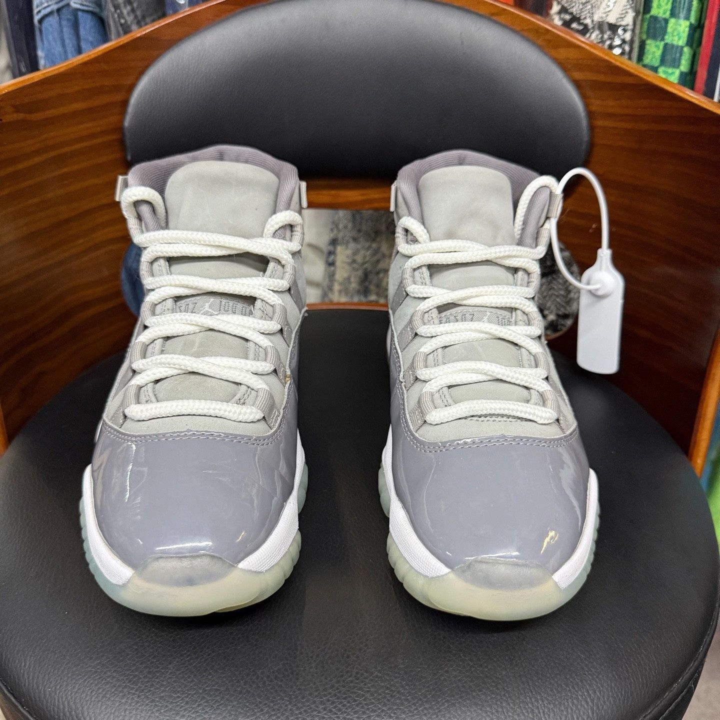 Nike Nike AJ11 Gray Lowtop Sneakers 7.5 Men Size US 7.5 / EU 40-41 - 2 Thumbnail