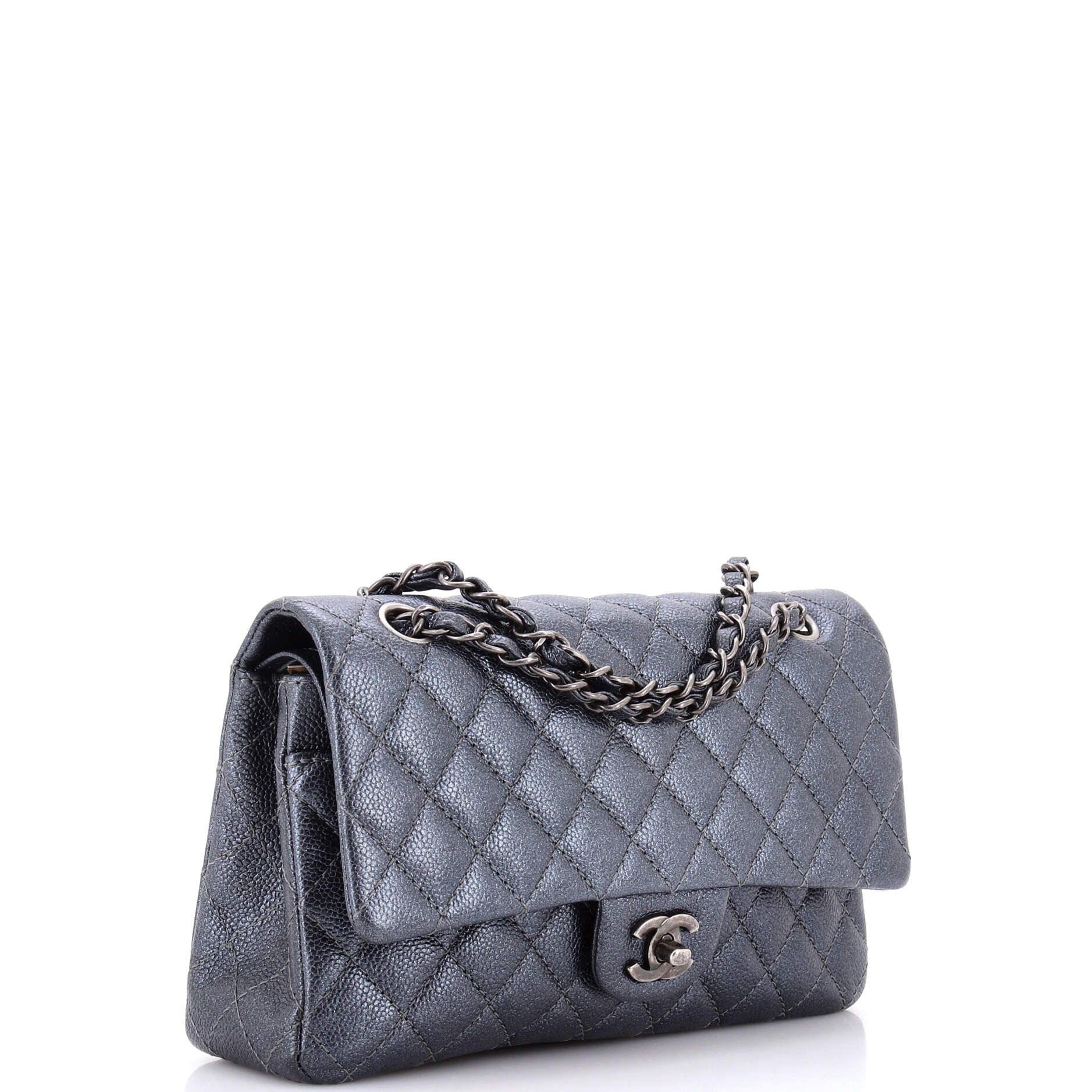 Chanel Classic Double Flap Bag Size ONE SIZE - 2 Thumbnail