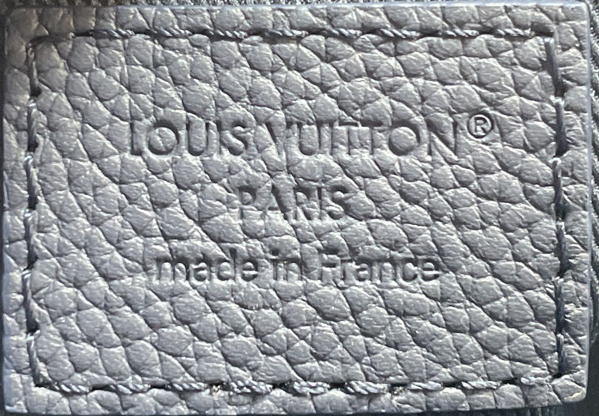 Louis Vuitton Aerogram Boarding Messenger Size ONE SIZE - 9 Thumbnail