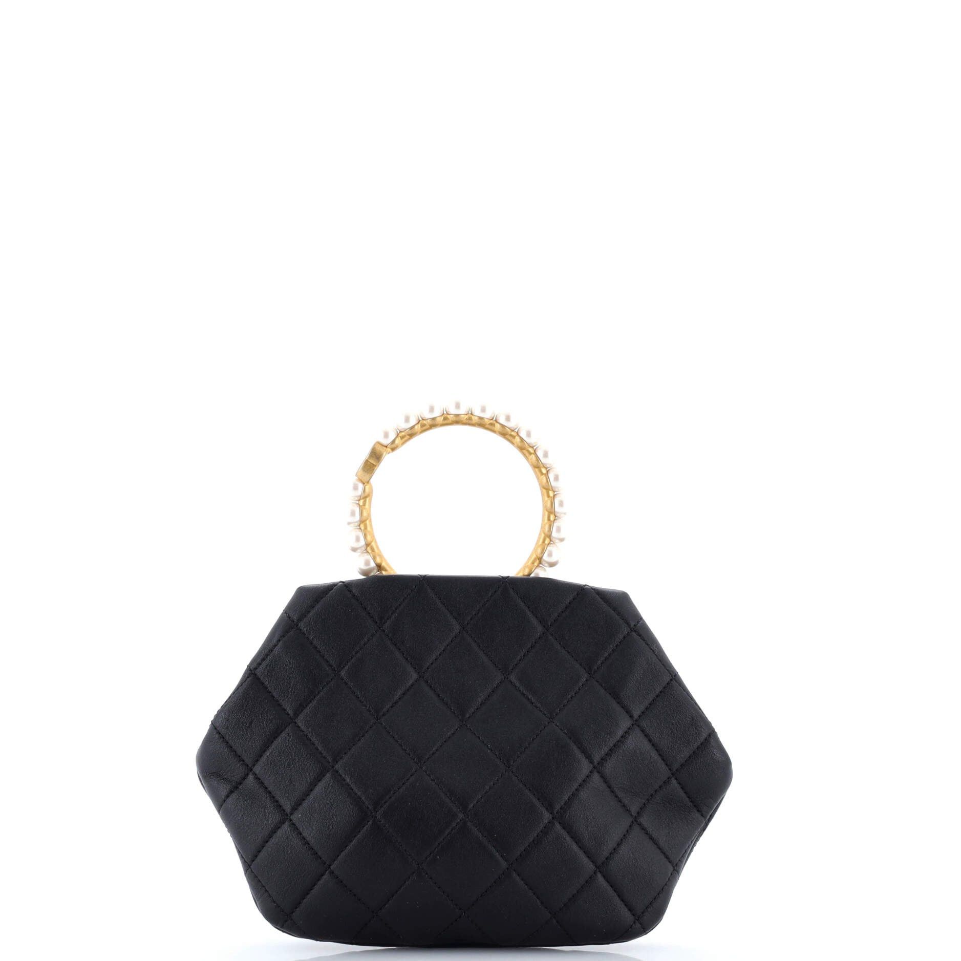 Chanel Pearl Crown Handle Clutch Size ONE SIZE - 3 Thumbnail