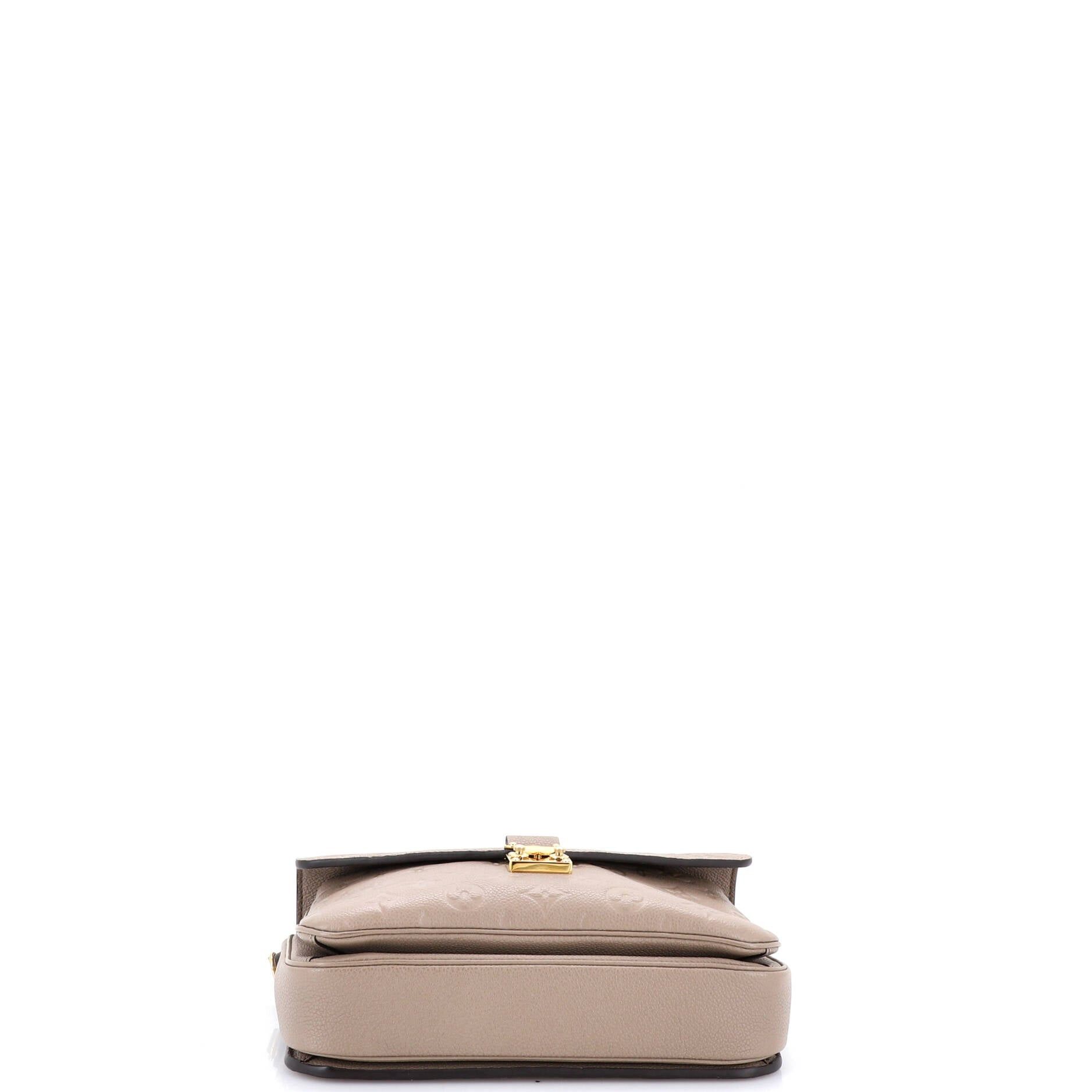 Louis Vuitton Pochette Metis Size ONE SIZE - 4 Thumbnail