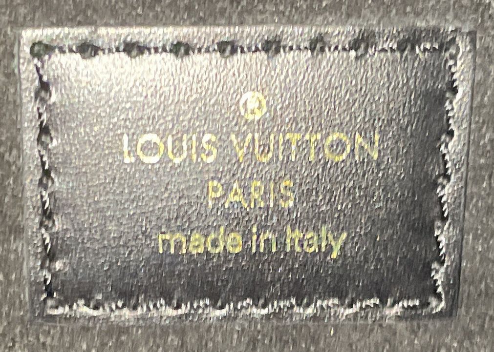 Louis Vuitton Pochette Metis Size ONE SIZE - 8 Thumbnail