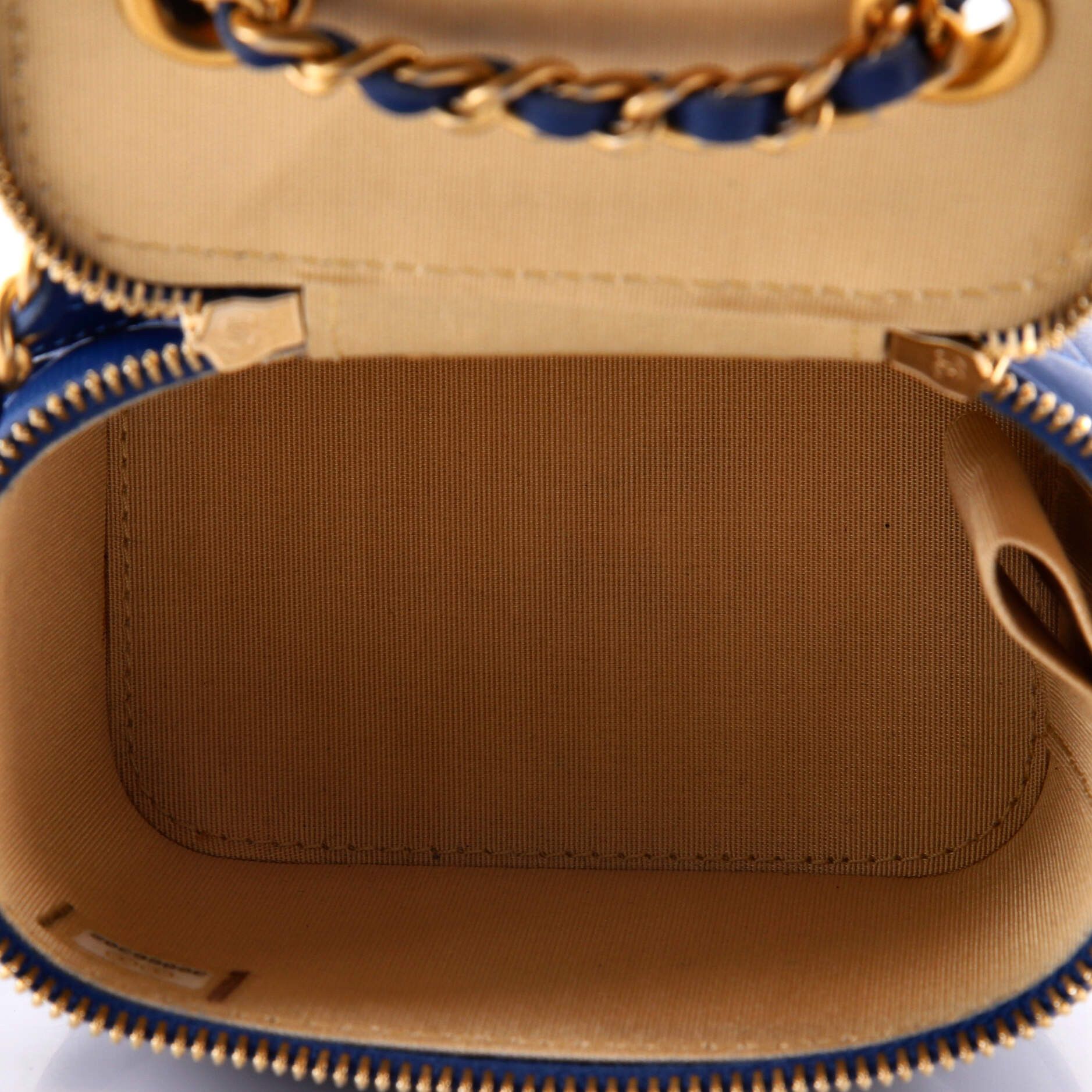 Chanel Pearl Crush Vanity Case with Chain Size ONE SIZE - 5 Thumbnail