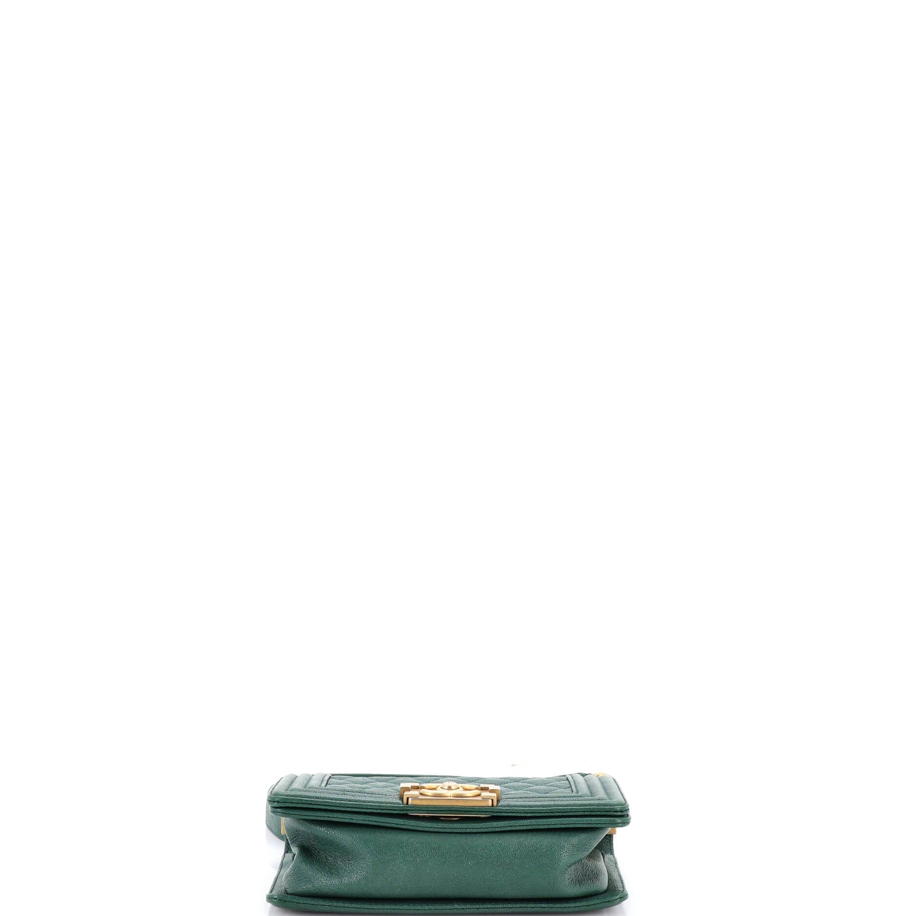 Chanel Boy Flap Bag Size ONE SIZE - 4 Thumbnail