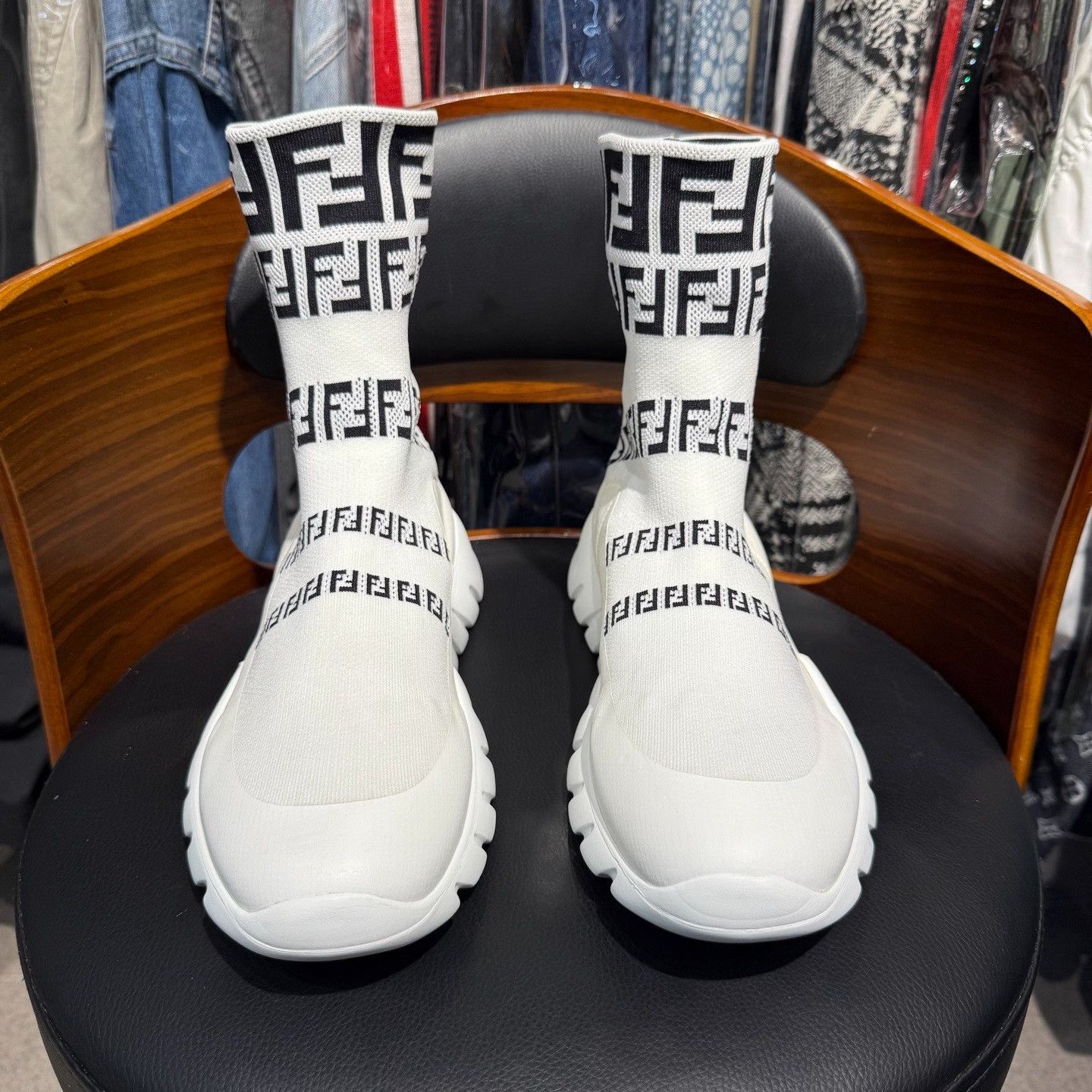 Fendi Fendi White Lowtop Sneakers 9 Men Size US 9 / EU 42 - 2 Thumbnail