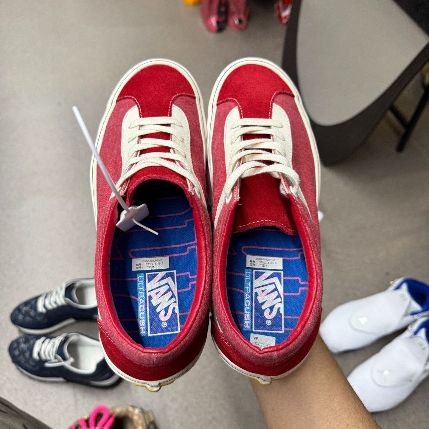 Vans Vans Collab Red Lowtop Sneakers 9 Men Size US 9 / EU 42 - 8 Thumbnail