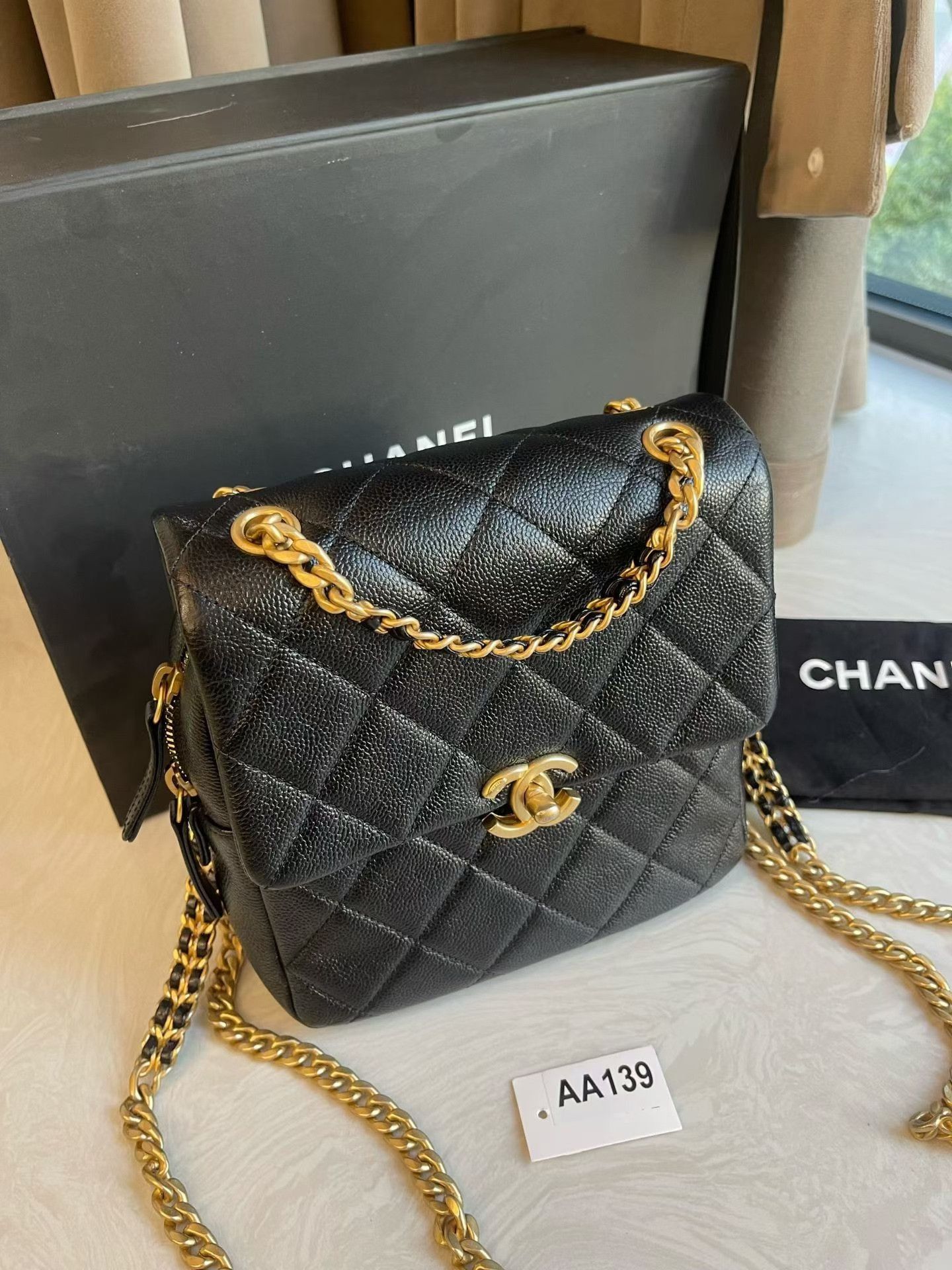 Chanel Pre-loved Bag Very good condition Size ONE SIZE - 2 Thumbnail