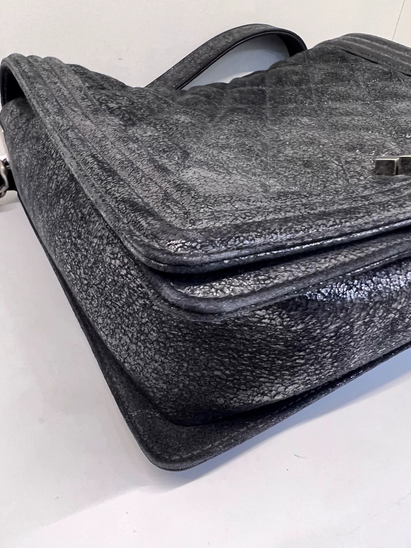 Chanel Pre-loved Bag Very good condition Size ONE SIZE - 4 Thumbnail