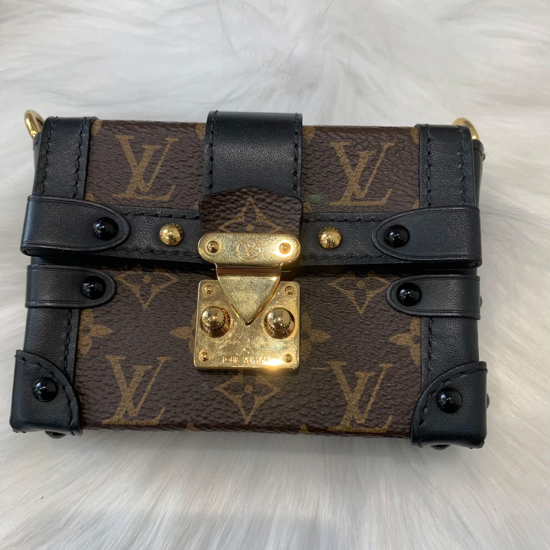 Louis Vuitton Pre-loved Bag Very good condition Size ONE SIZE - 2 Thumbnail