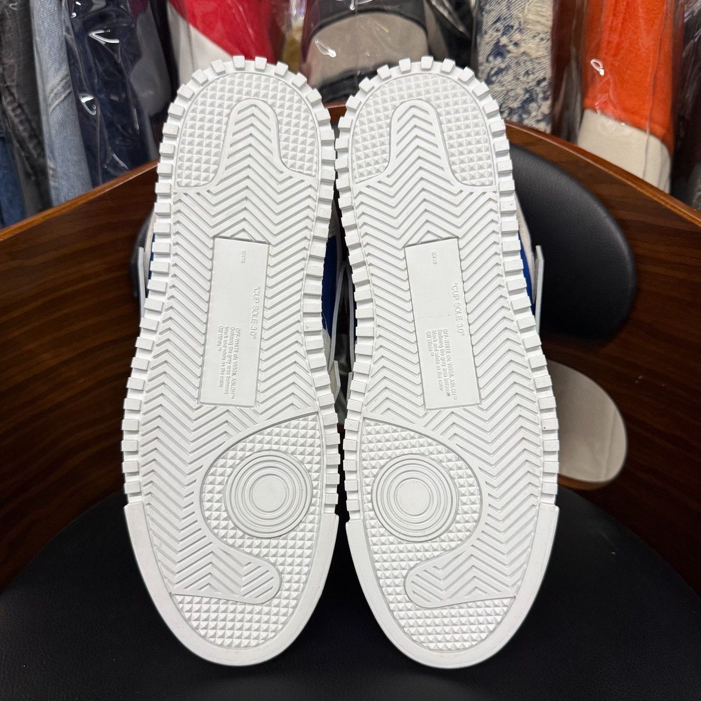 Off-White Off-White Blue Lowtop Sneakers 7.5 Men Size US 7.5 / EU 40-41 - 8 Thumbnail