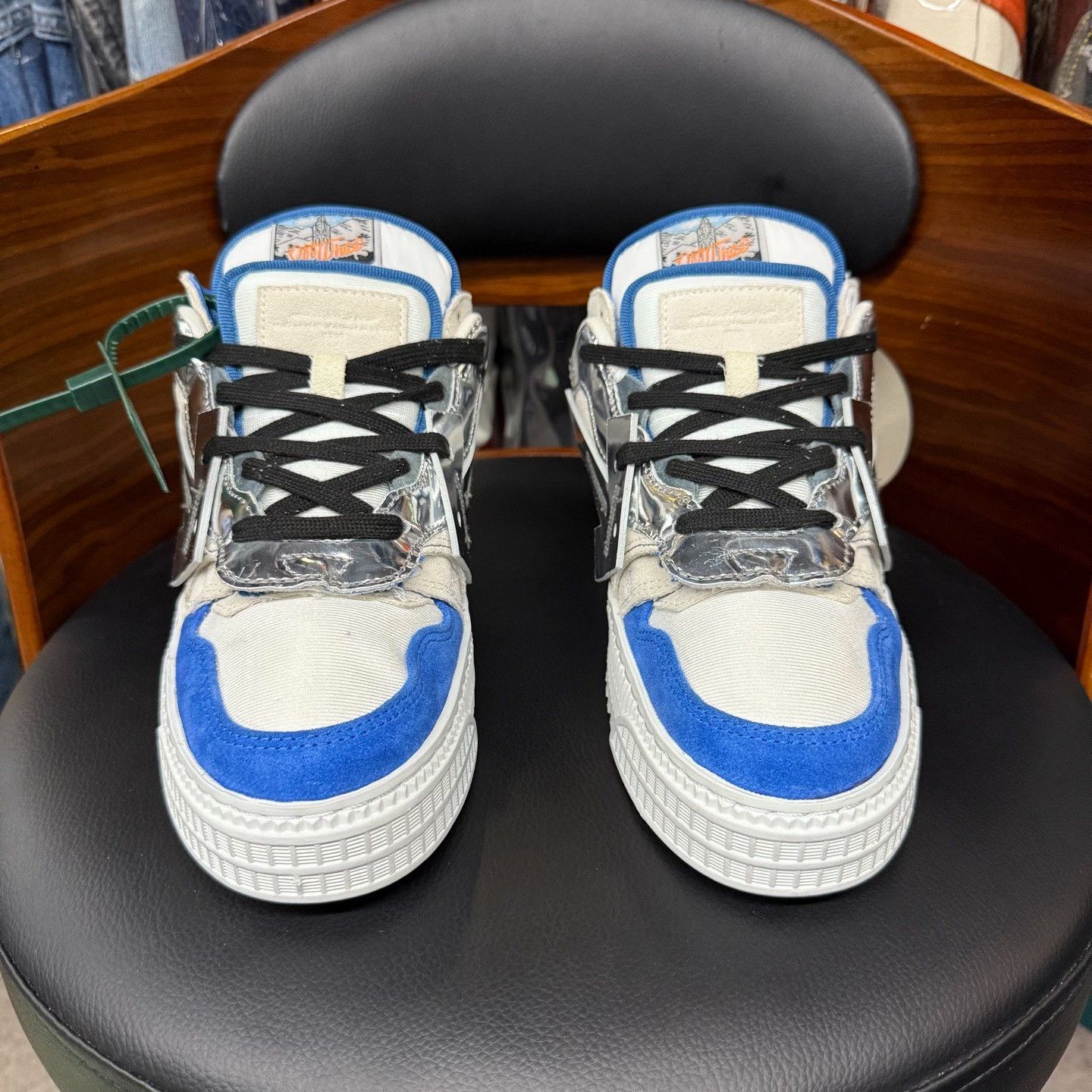 Off-White Off-White Blue Lowtop Sneakers 7.5 Men Size US 7.5 / EU 40-41 - 2 Thumbnail