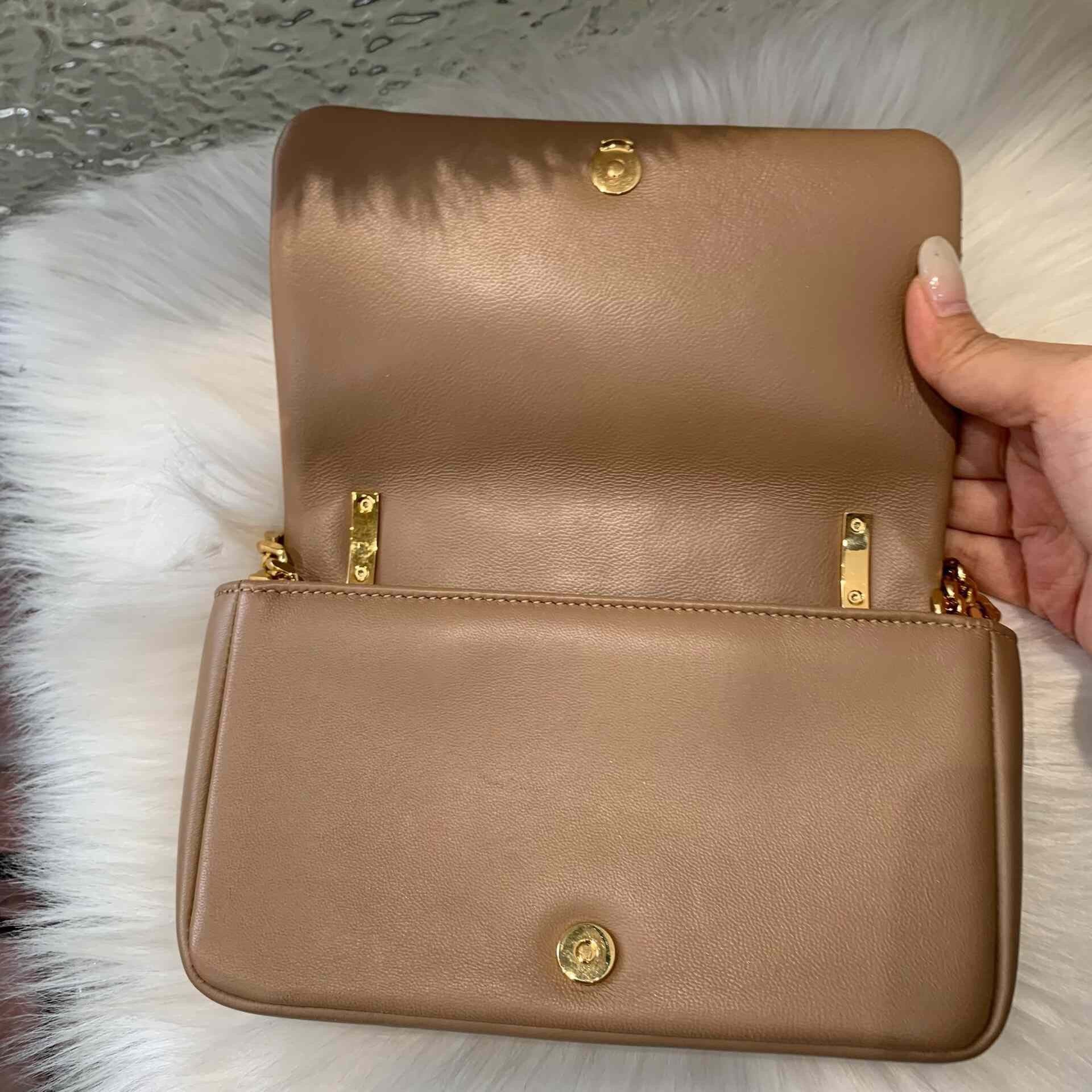 Burberry Pre-loved Bag Very good condition Size ONE SIZE - 7 Thumbnail