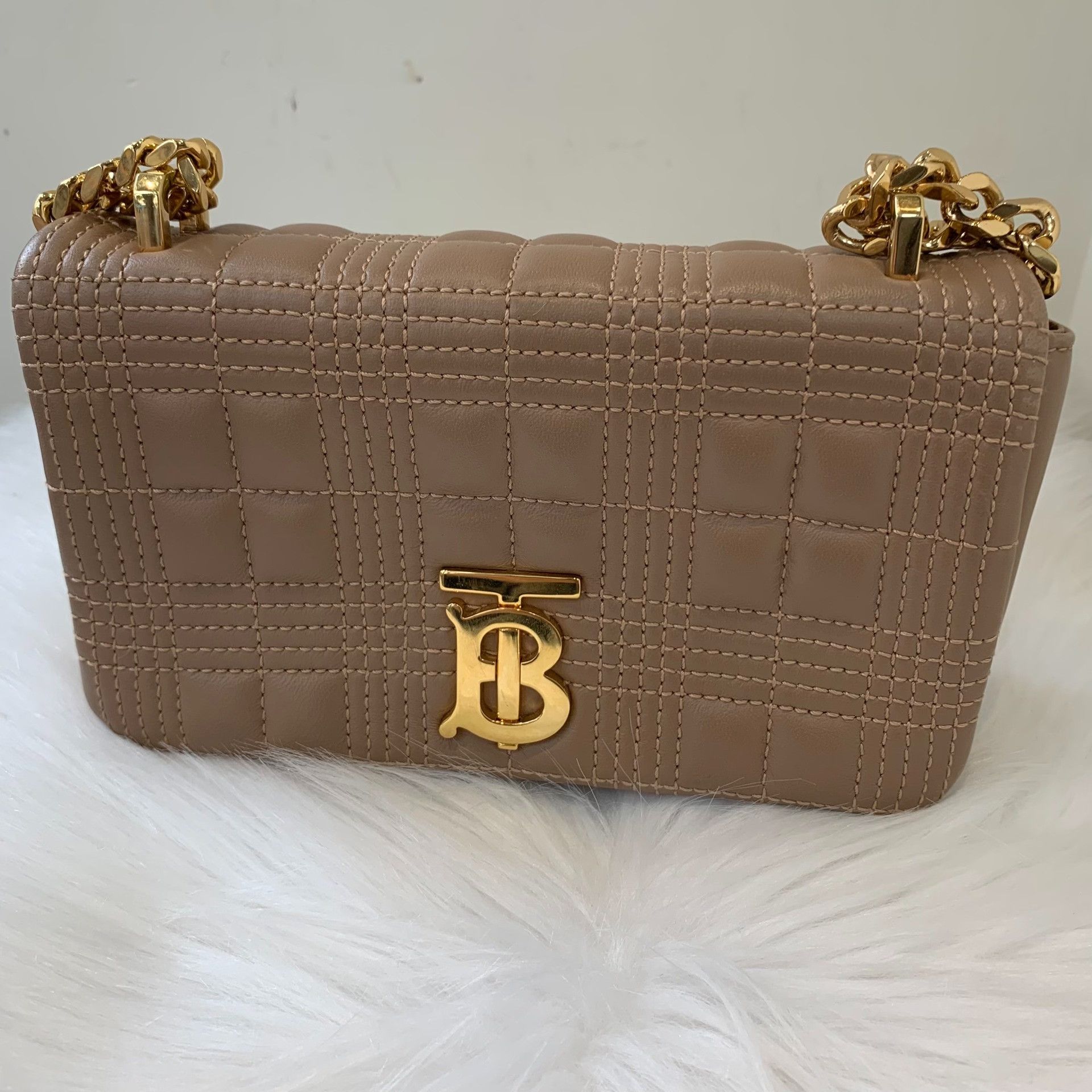 Burberry Pre-loved Bag Very good condition Size ONE SIZE - 2 Thumbnail
