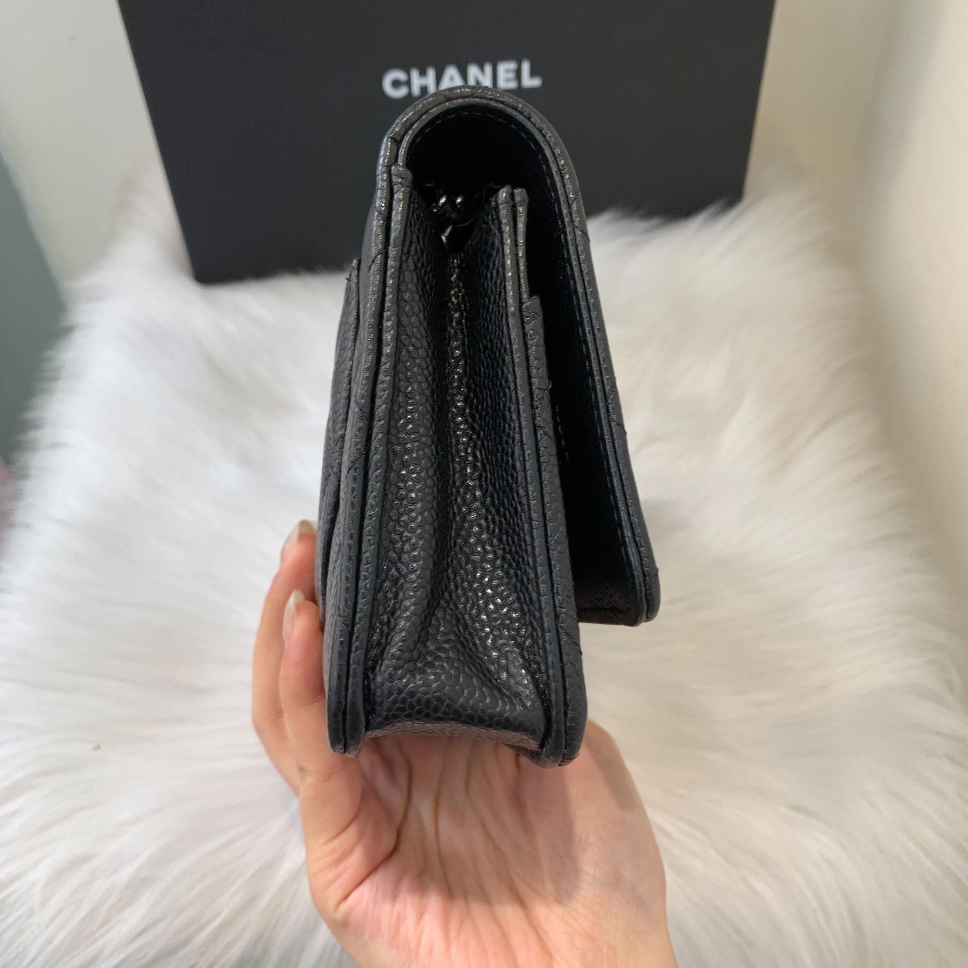 Chanel Pre-loved Bag Very good condition Size ONE SIZE - 5 Thumbnail