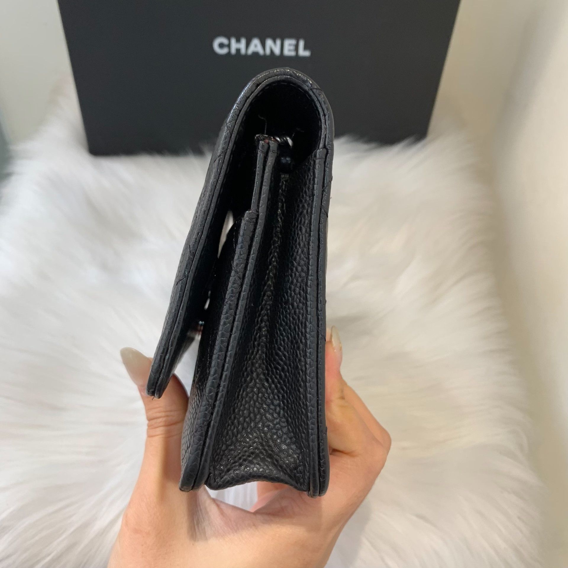 Chanel Pre-loved Bag Very good condition Size ONE SIZE - 3 Thumbnail