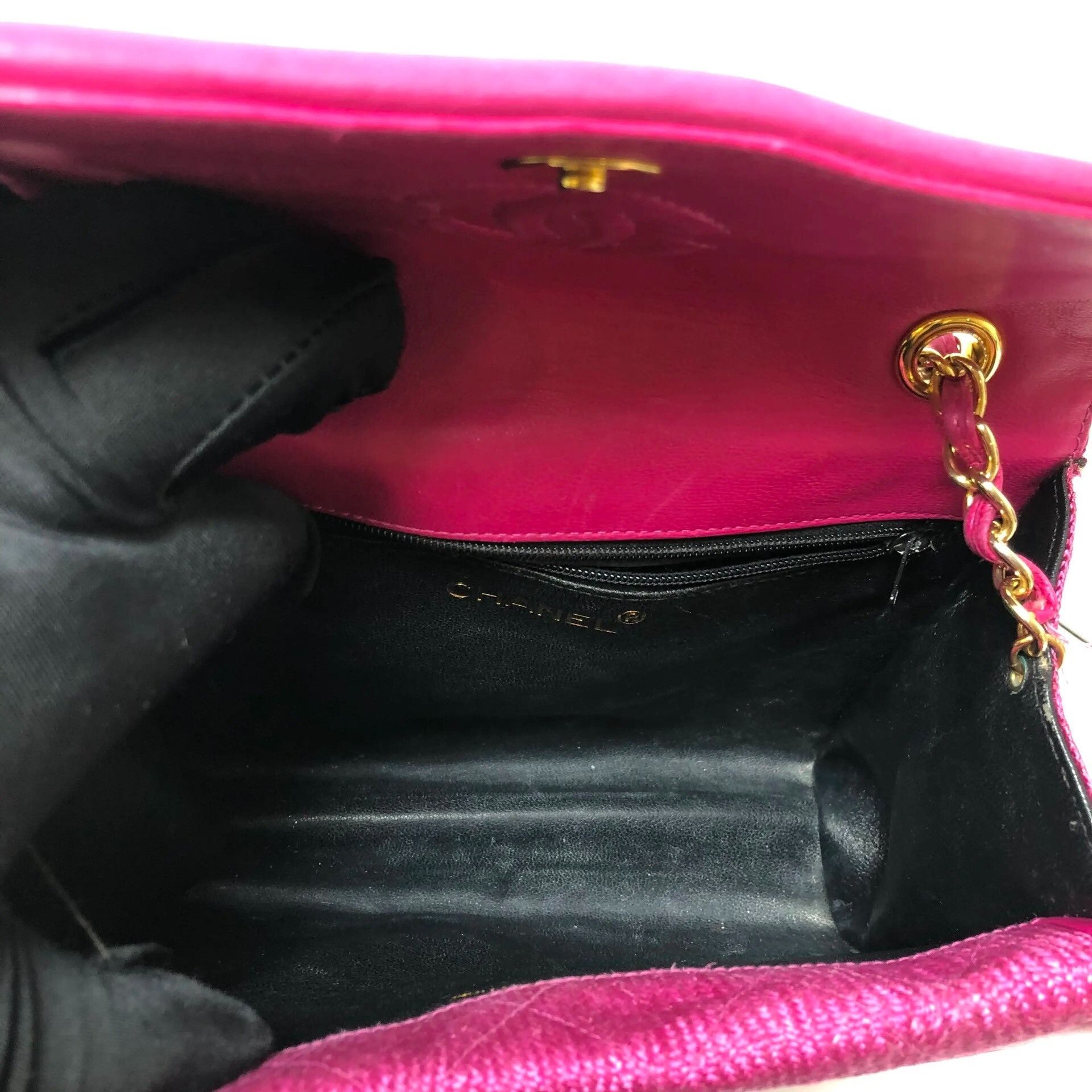 Chanel Pre-loved Bag Very good condition Size ONE SIZE - 9 Thumbnail