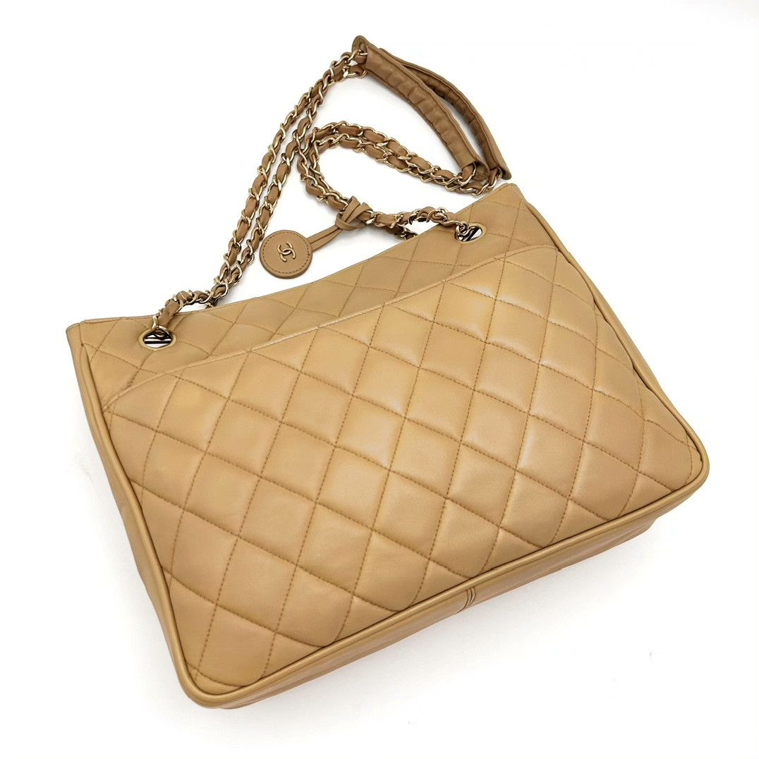 Chanel Pre-loved Bag Very good condition Size ONE SIZE - 4 Thumbnail