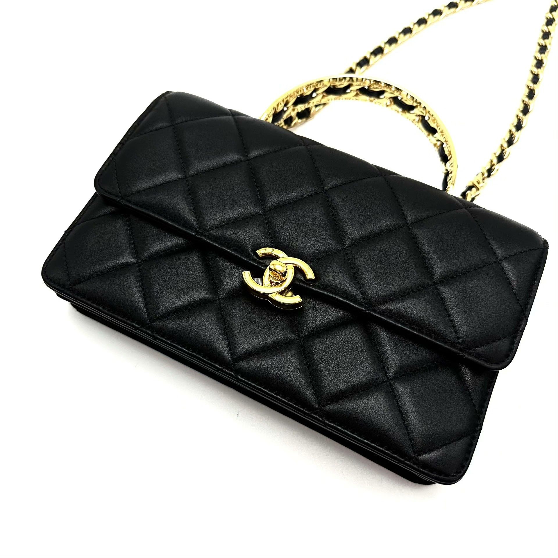 Chanel Pre-loved Bag Very good condition Size ONE SIZE - 6 Thumbnail