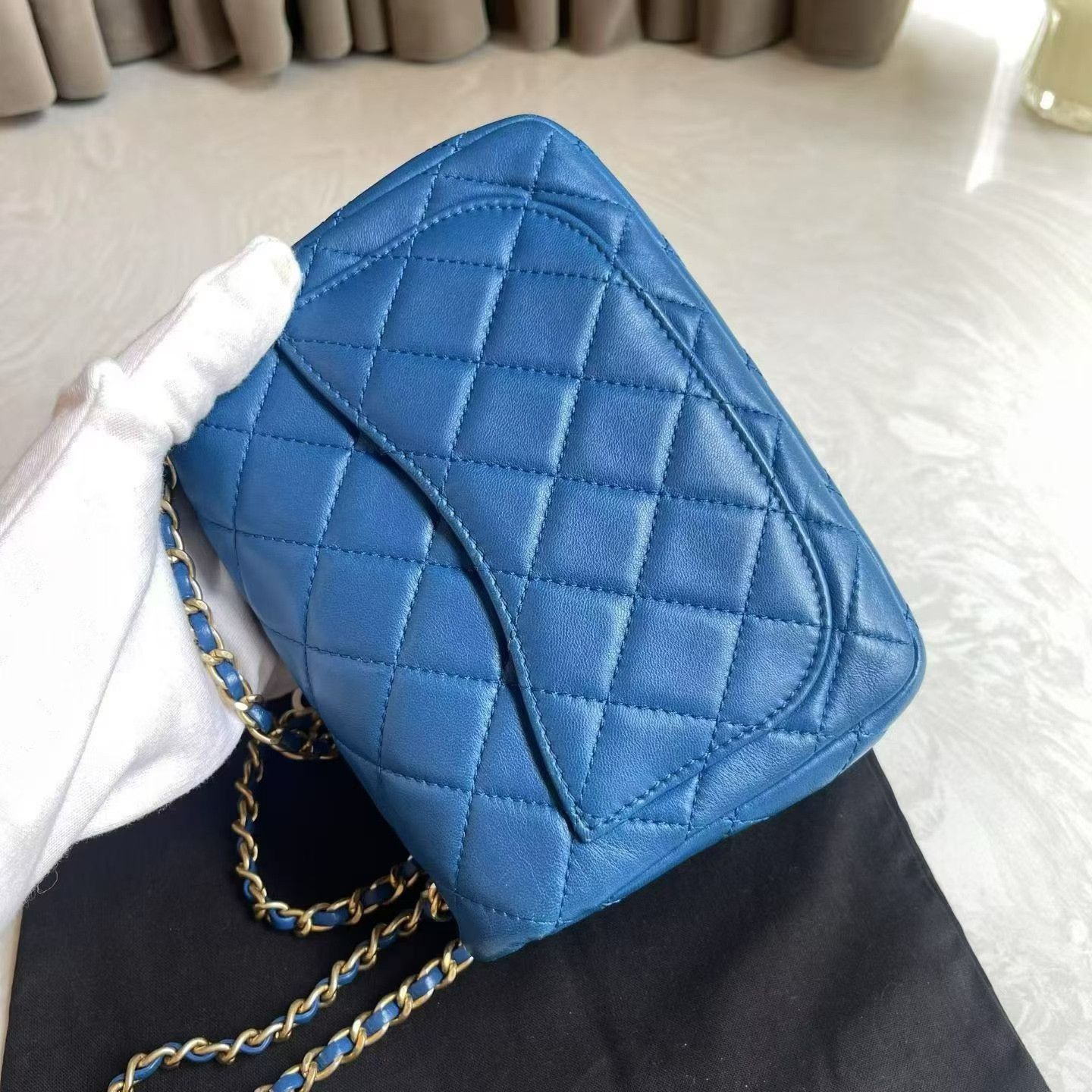 Chanel Pre-loved Bag Very good condition Size ONE SIZE - 5 Thumbnail