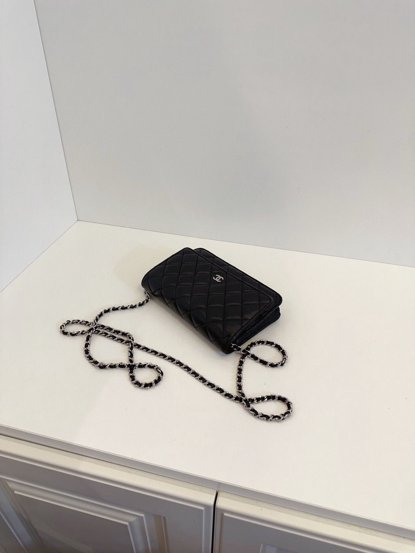 Chanel Pre-loved Bag Very good condition Size ONE SIZE - 7 Thumbnail