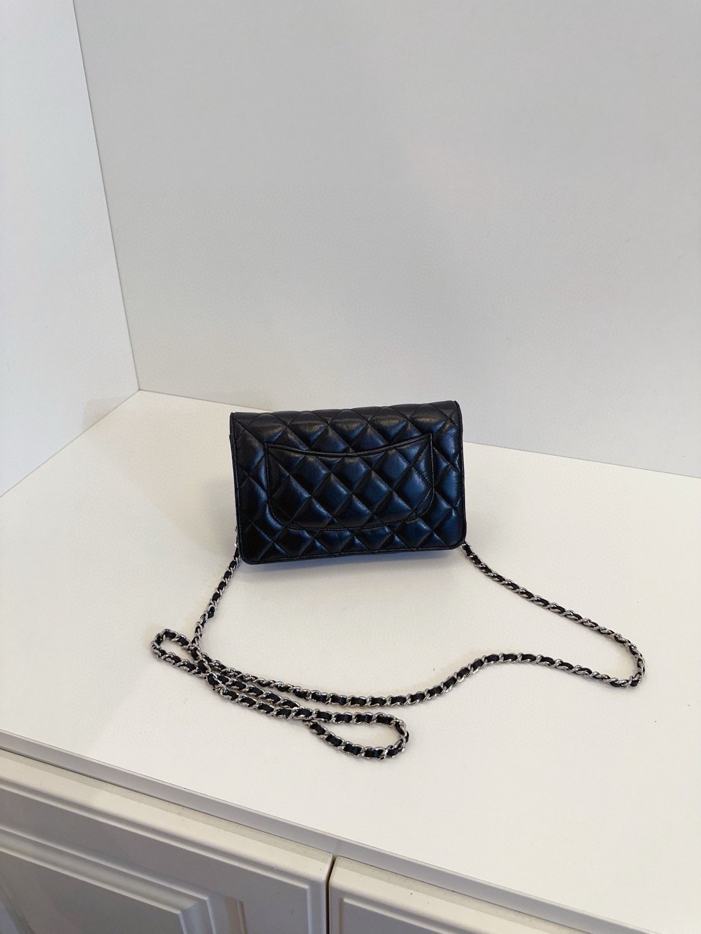 Chanel Pre-loved Bag Very good condition Size ONE SIZE - 2 Thumbnail