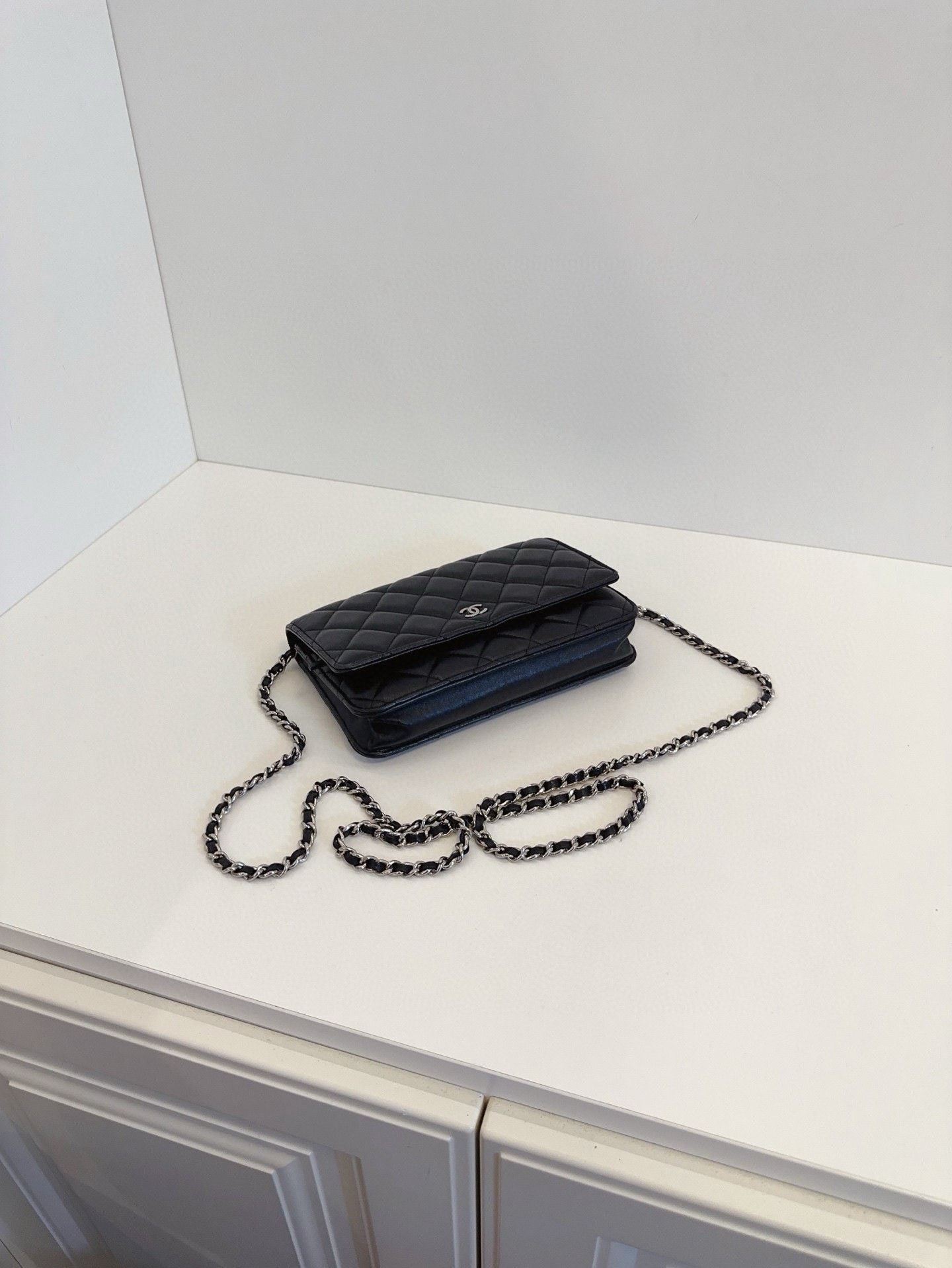 Chanel Pre-loved Bag Very good condition Size ONE SIZE - 6 Thumbnail