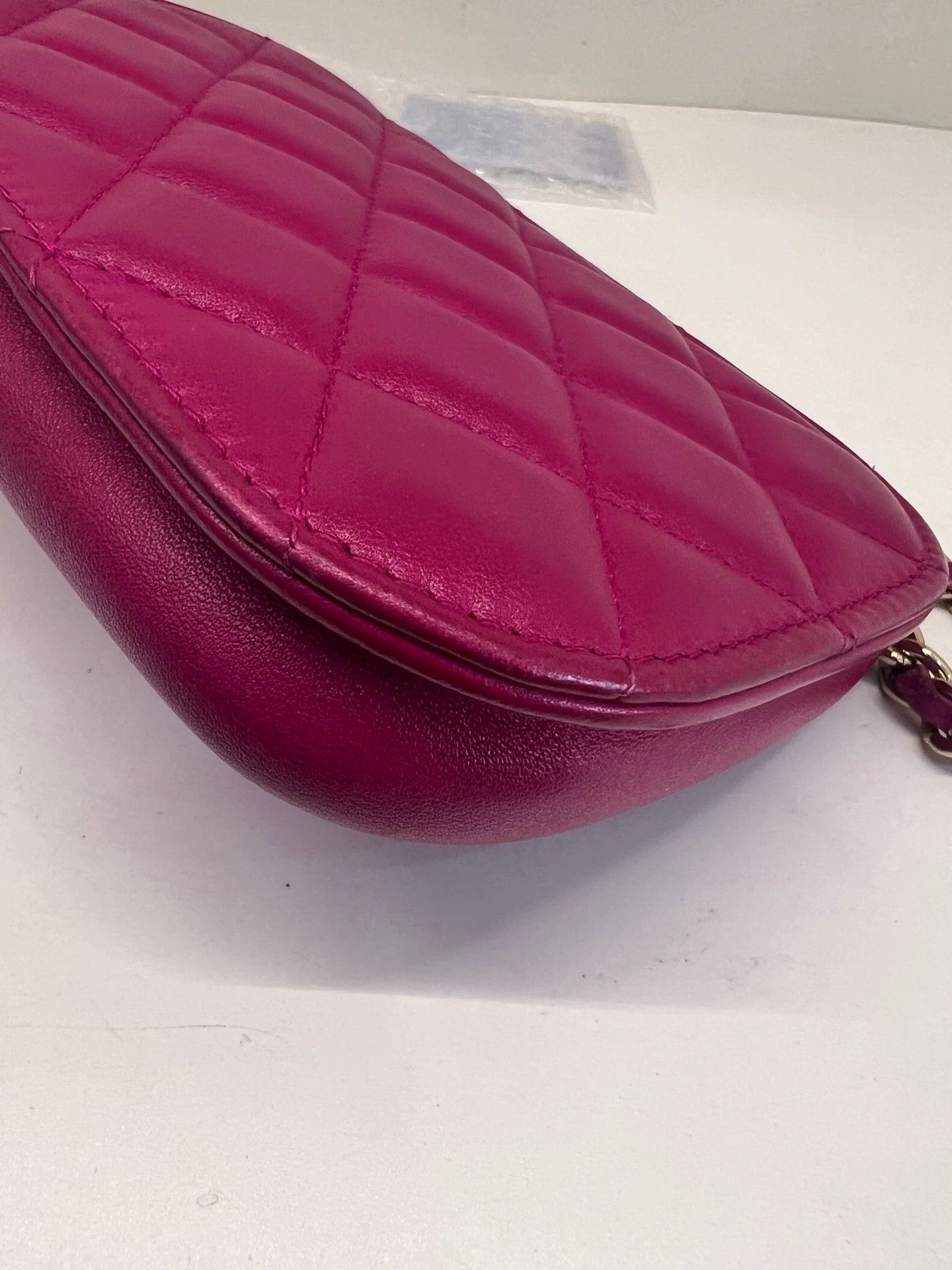 Chanel Pre-loved Bag Very good condition Size ONE SIZE - 8 Thumbnail