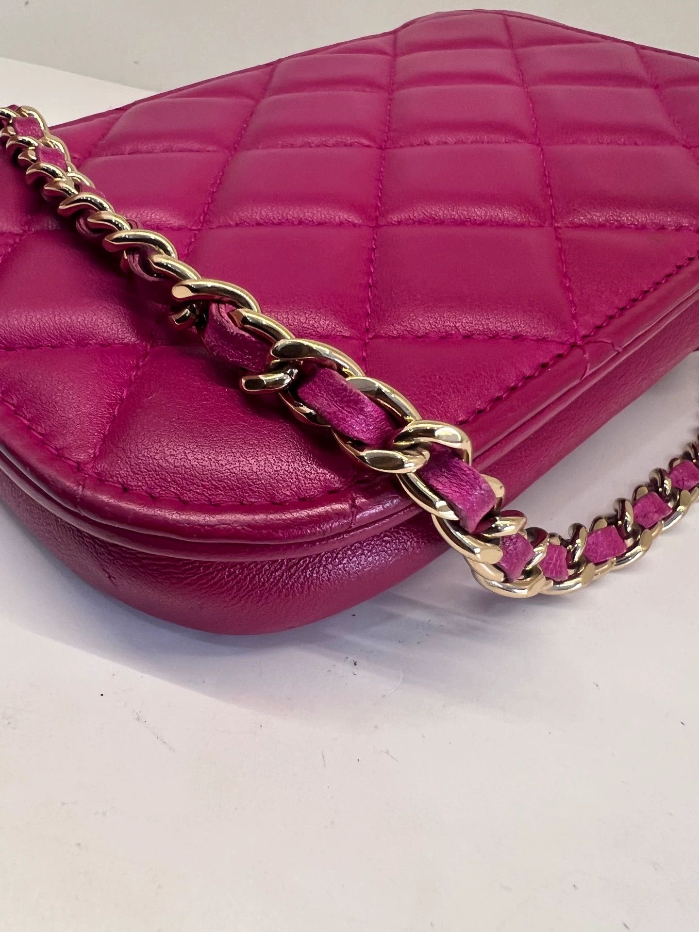 Chanel Pre-loved Bag Very good condition Size ONE SIZE - 7 Thumbnail