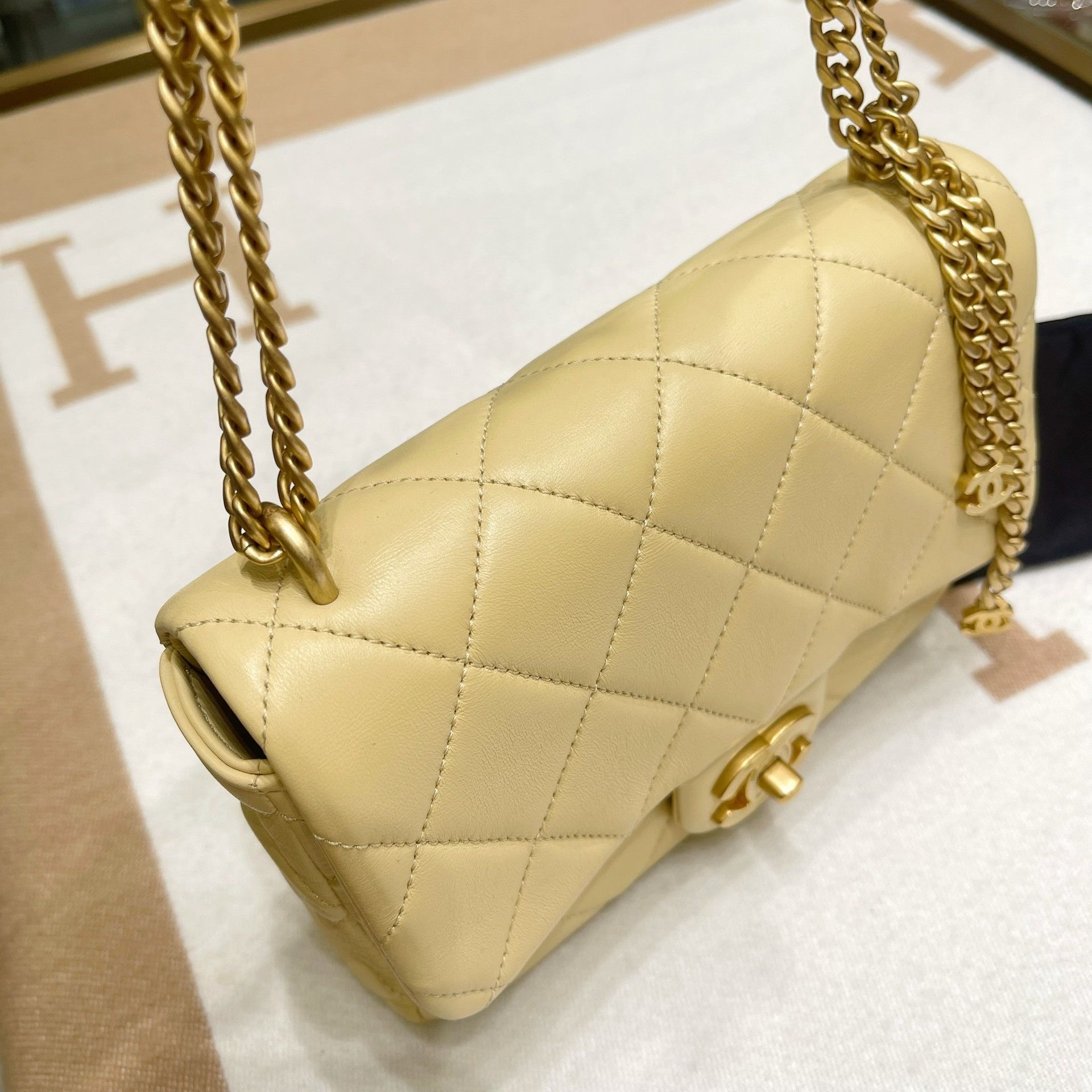 Chanel Pre-loved Bag Brand new condition Size ONE SIZE - 3 Thumbnail