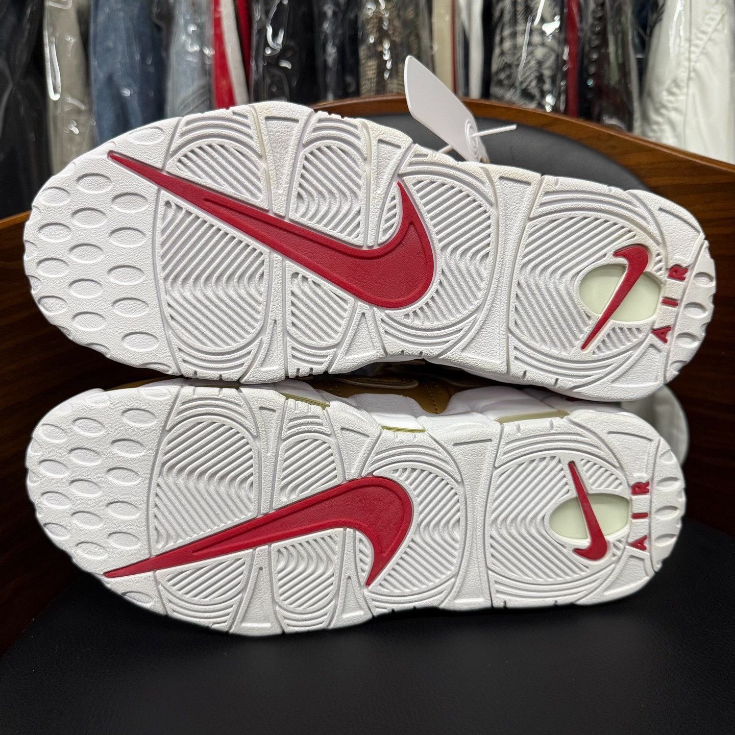 Nike Nike Collab White Lowtop Sneakers 9 Men Size US 9 / EU 42 - 8 Thumbnail