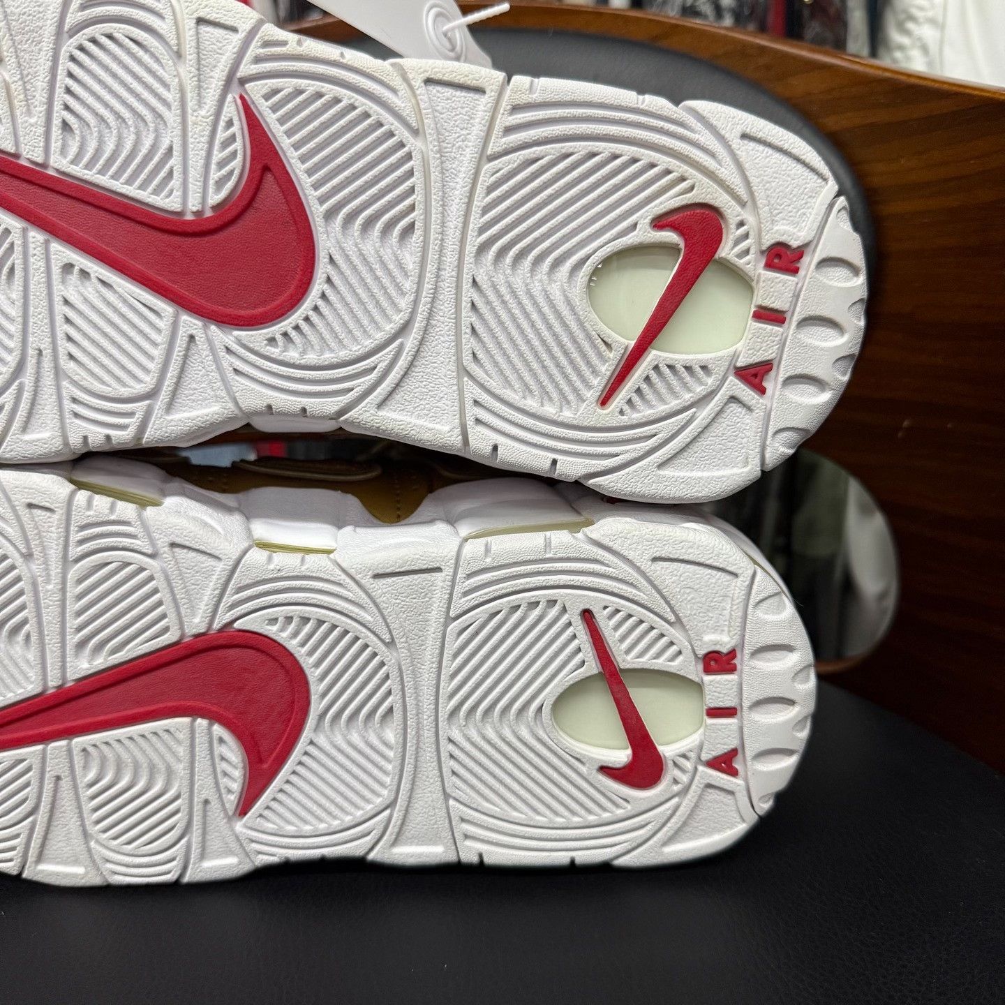 Nike Nike Collab White Lowtop Sneakers 9 Men Size US 9 / EU 42 - 9 Thumbnail