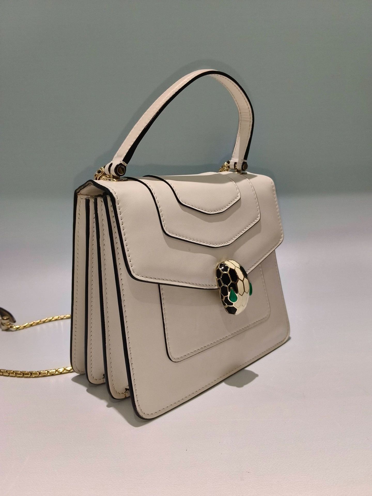 Bvlgari Pre-loved Bag Very good condition Size ONE SIZE - 6 Thumbnail
