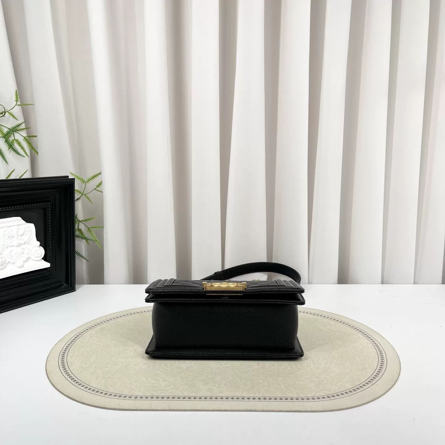 Chanel Pre-loved Bag Very good condition Size ONE SIZE - 3 Thumbnail