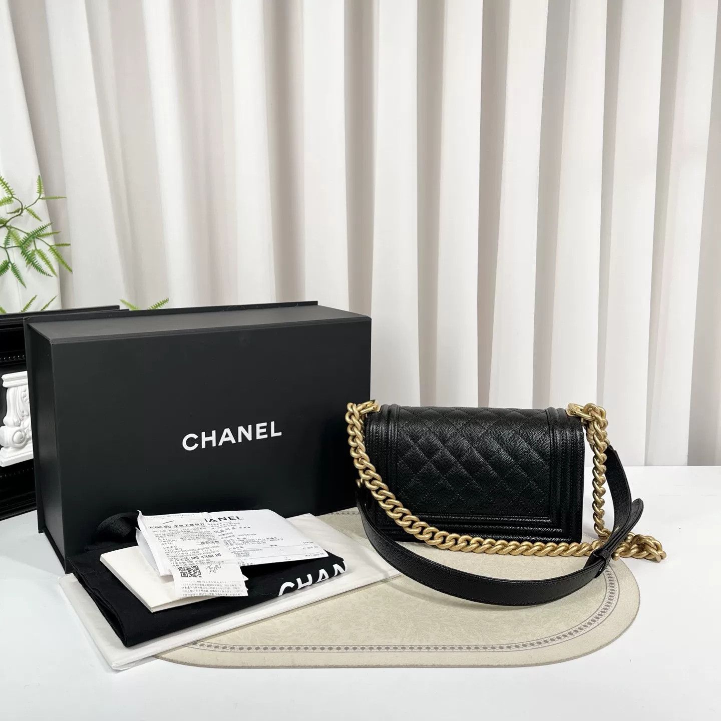 Chanel Pre-loved Bag Very good condition Size ONE SIZE - 2 Thumbnail