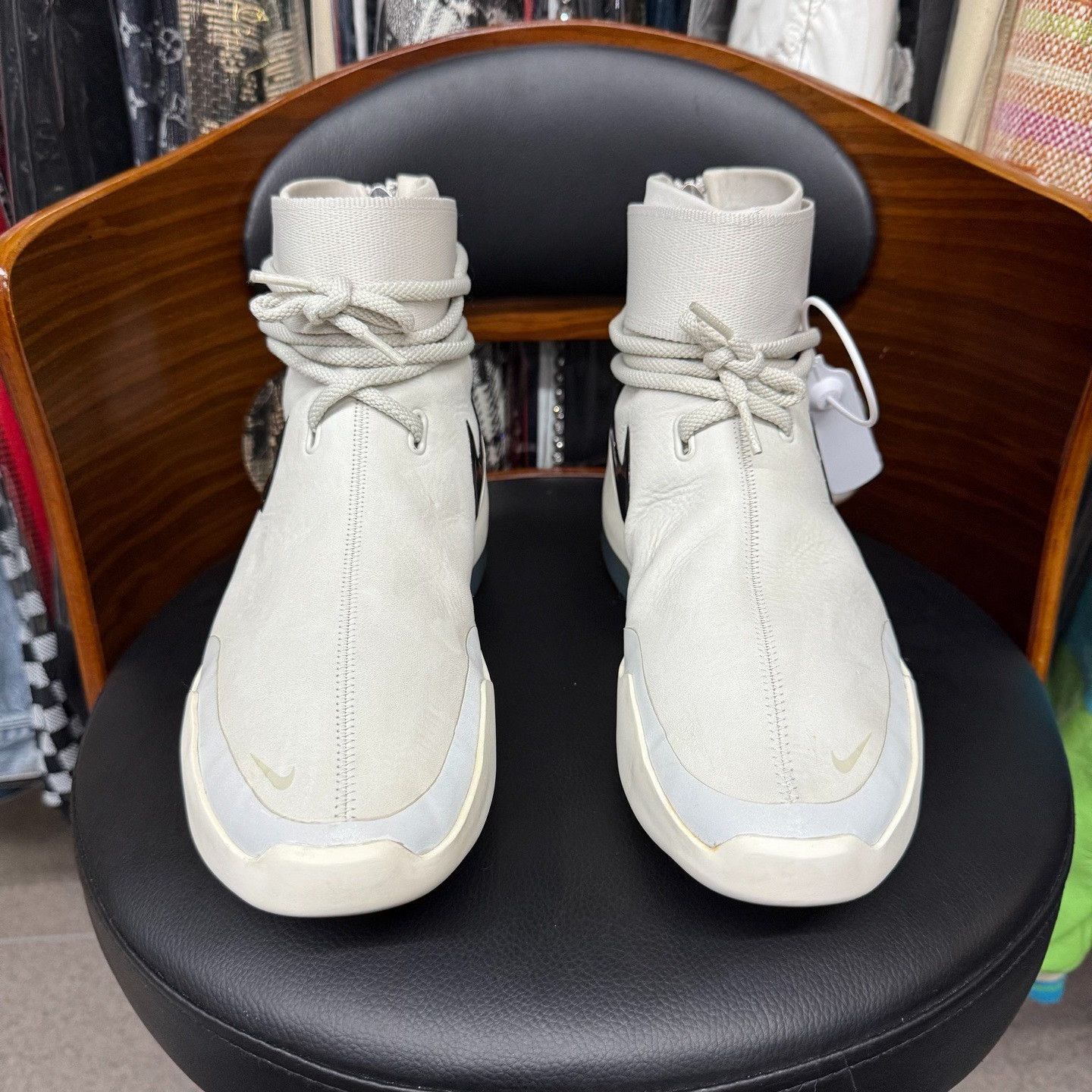 Fear of God Fear of God Collab White Hitop Sneakers 9 Men Size US 9 / EU 42 - 2 Thumbnail