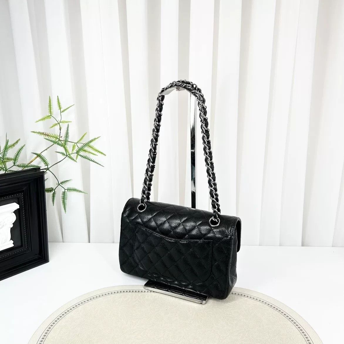 Chanel Pre-loved Bag Very good condition Size ONE SIZE - 3 Thumbnail