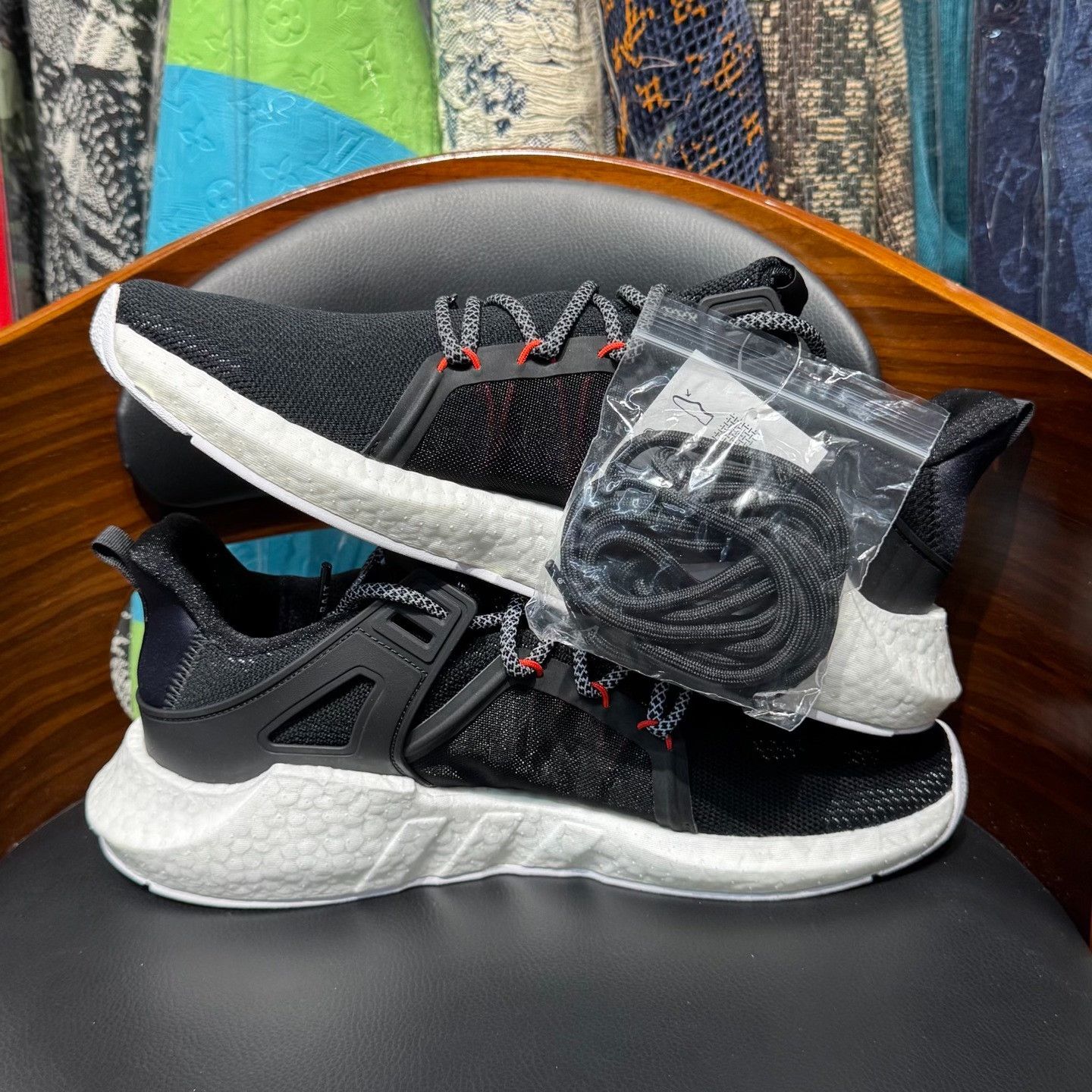 Adidas Adidas Reflective Black Lowtop Sneakers 11 Men Size US 11 / EU 44 - 7 Thumbnail