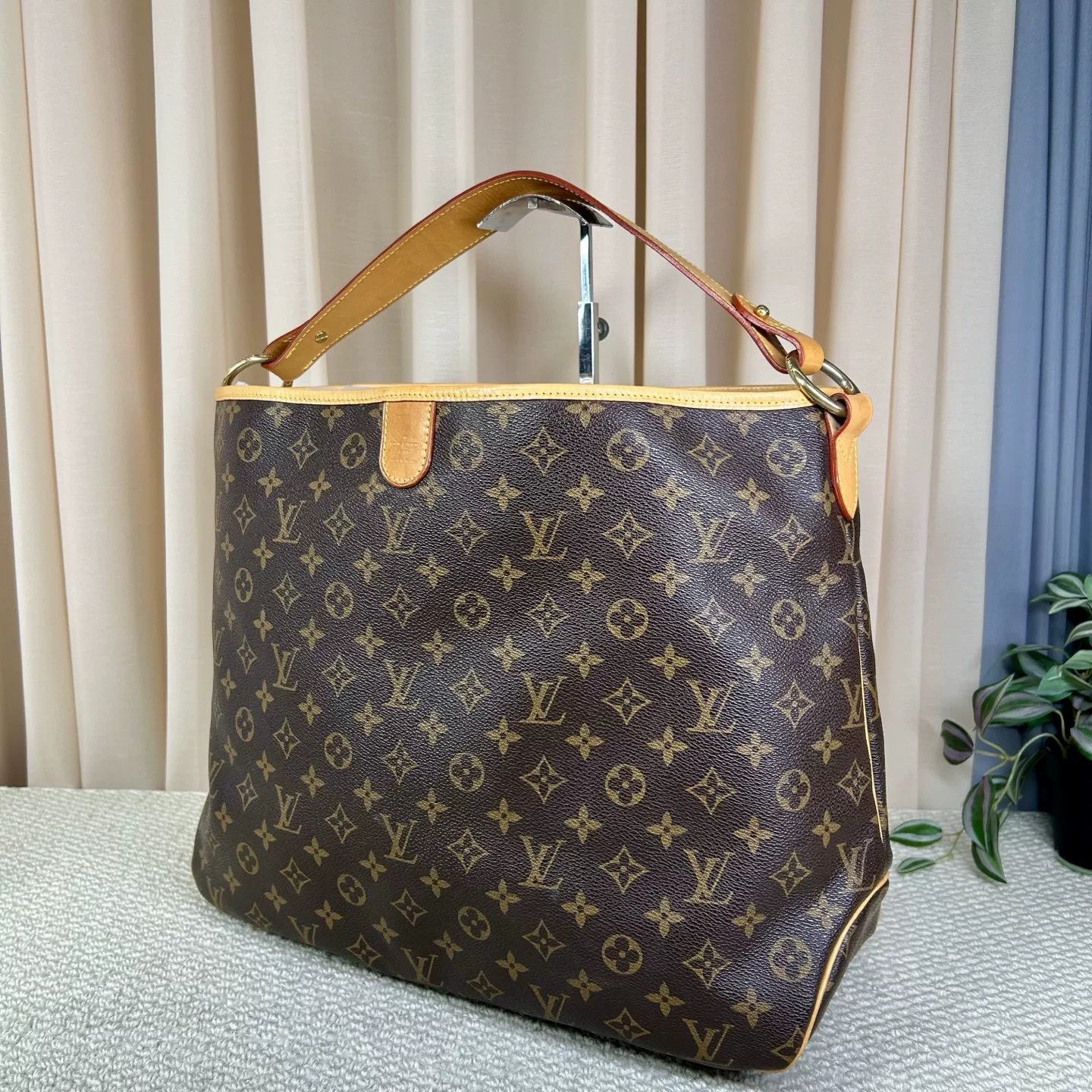 Louis Vuitton Pre-loved Bag Very good condition Size ONE SIZE - 5 Thumbnail